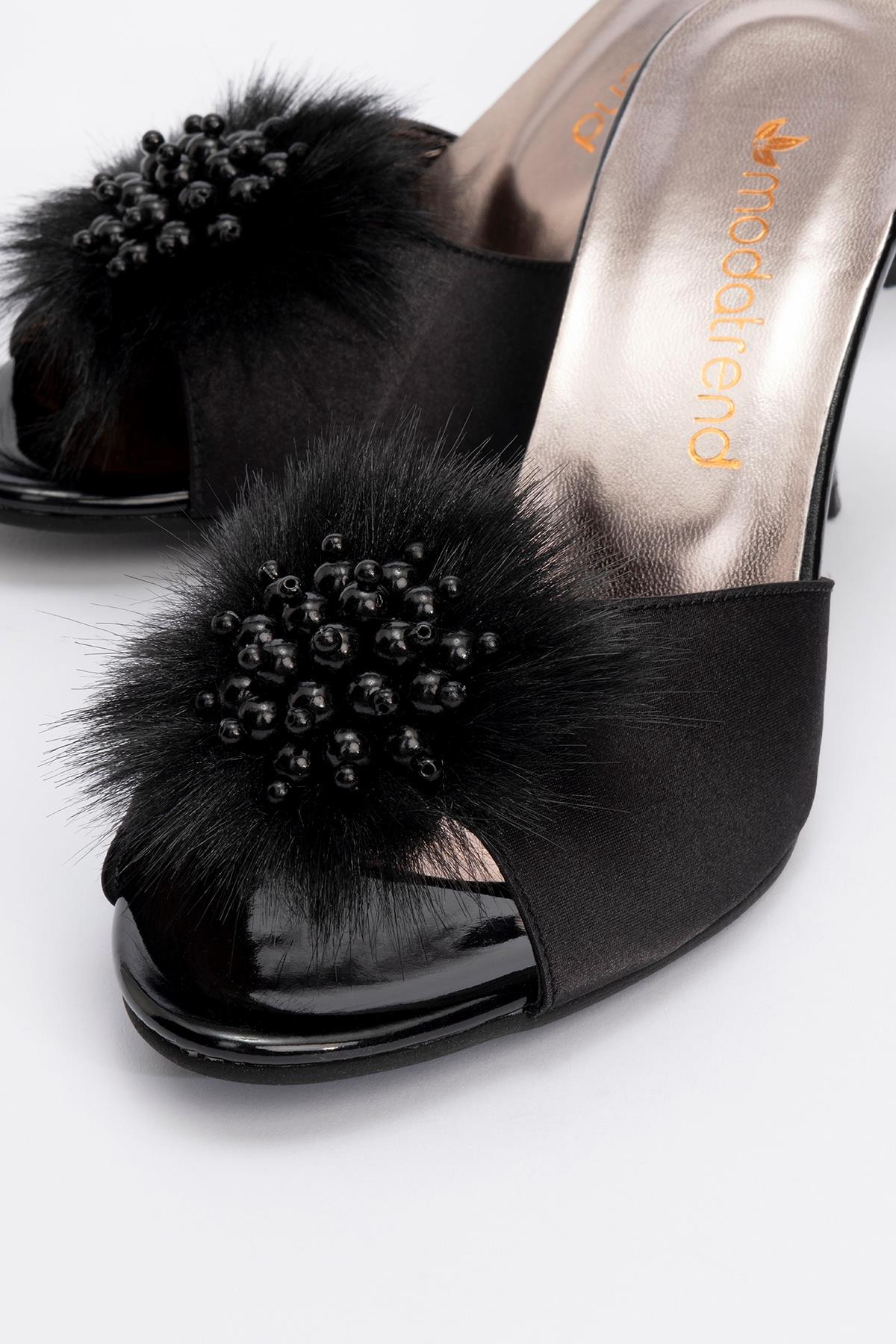 Kadın Tüylü İncili Topuklu Terlik SİYAH SATEN - Görsel 4