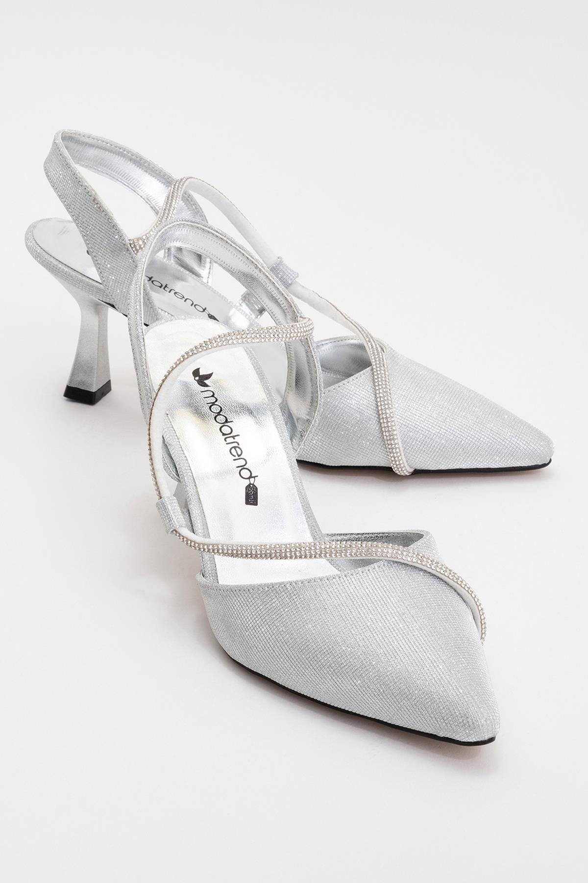Kadın Taşlı Biyeli Topuklu Ayakkabı GÜMÜŞ SİM - Görsel 2
