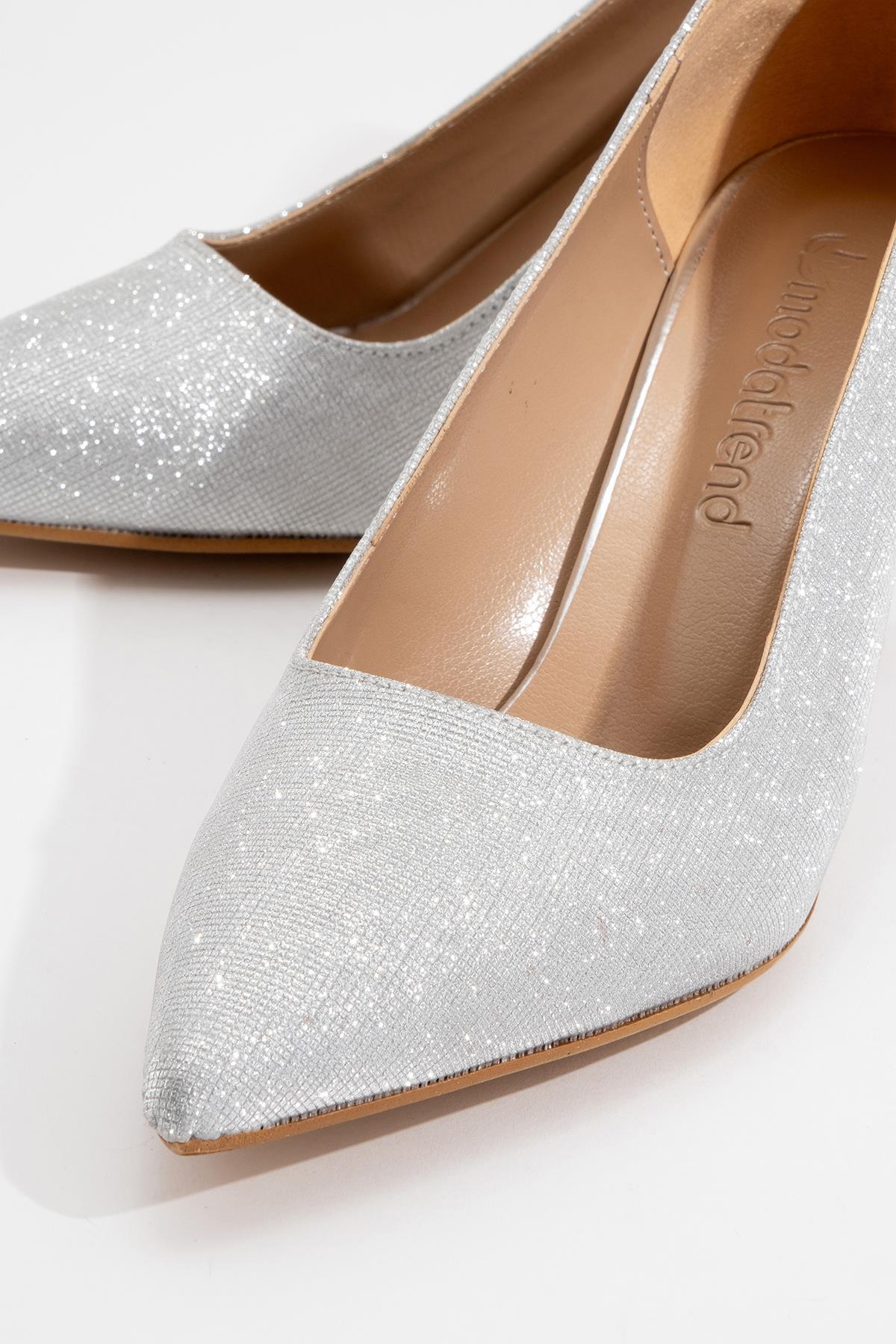 Kadın Sivri Burunlu Stiletto GÜMÜŞ SİM - Görsel 4