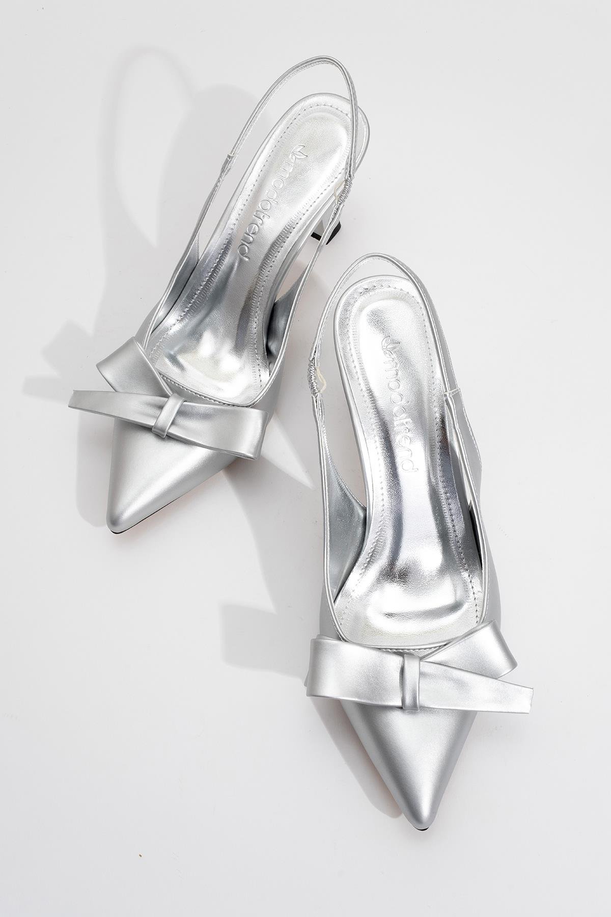 Kadın Fiyonklu Topuklu Ayakkabı GÜMÜŞ METALİK - Görsel 6