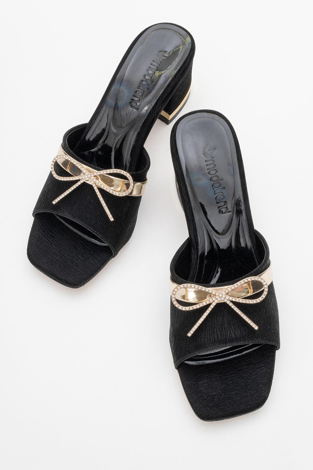 Taşlı Papyonlu Kadın Topuklu Terlik SİYAH KIRIŞIK SATEN - Görsel 6