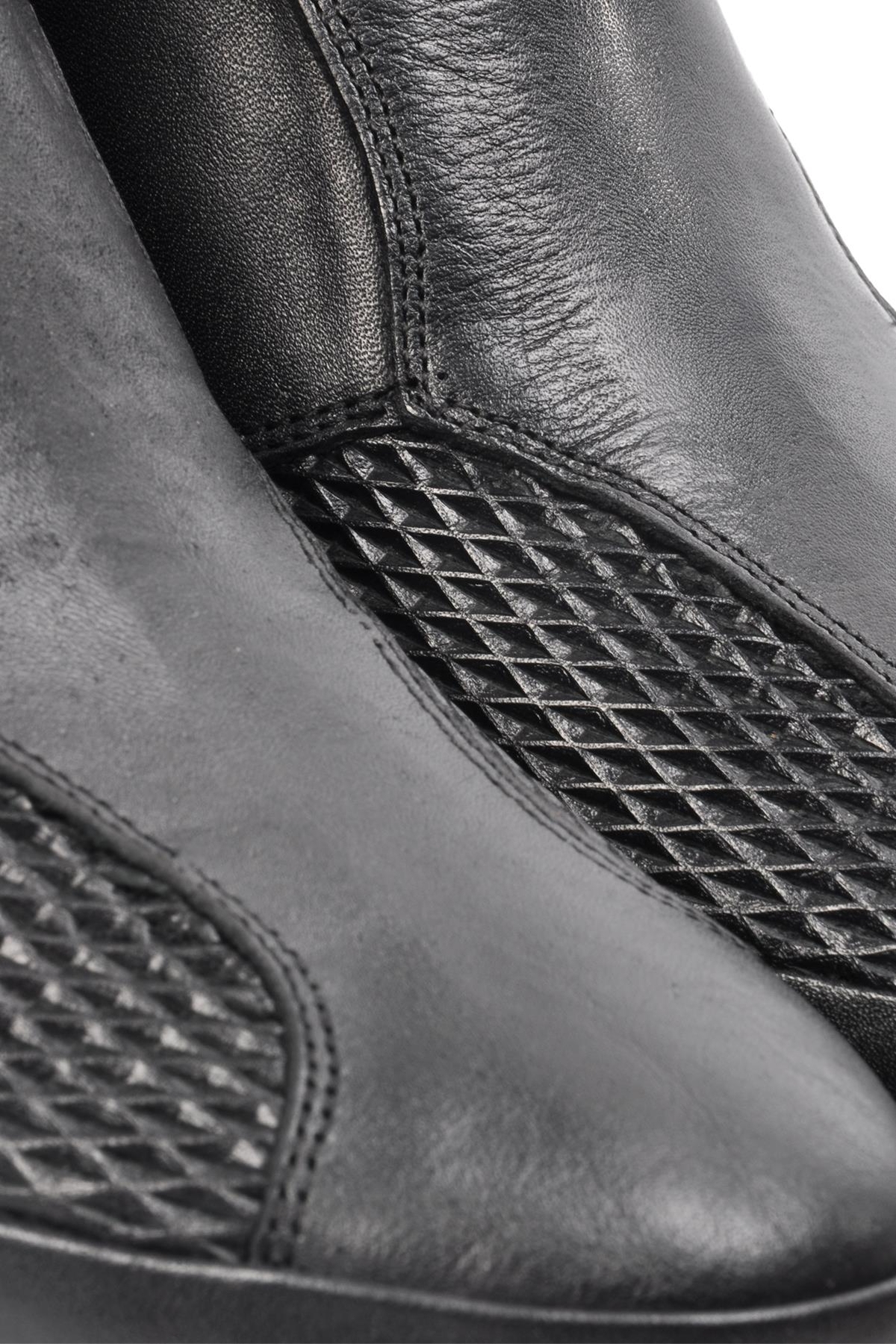 Siyah Kadın Bot - Görsel 4