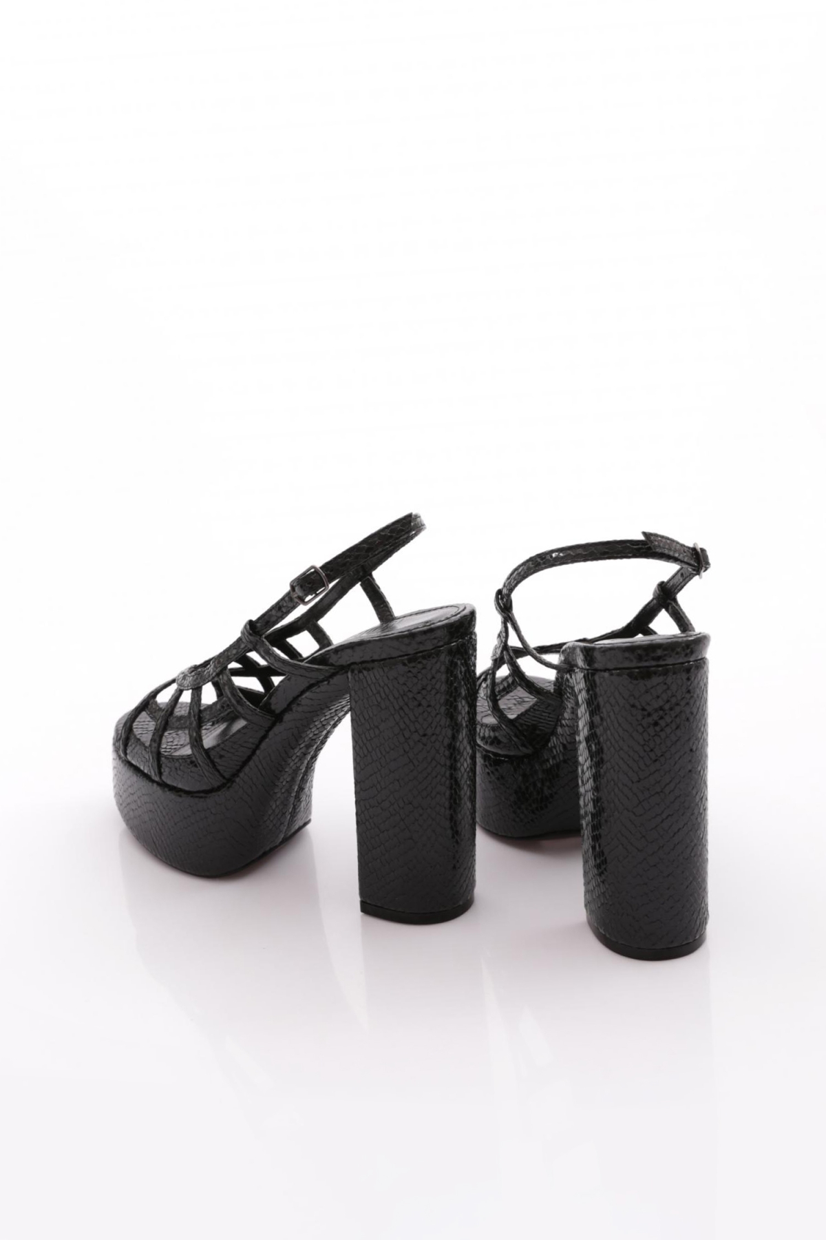 31 Kadin Platform Topuklu Ayakkabi - Görsel 4