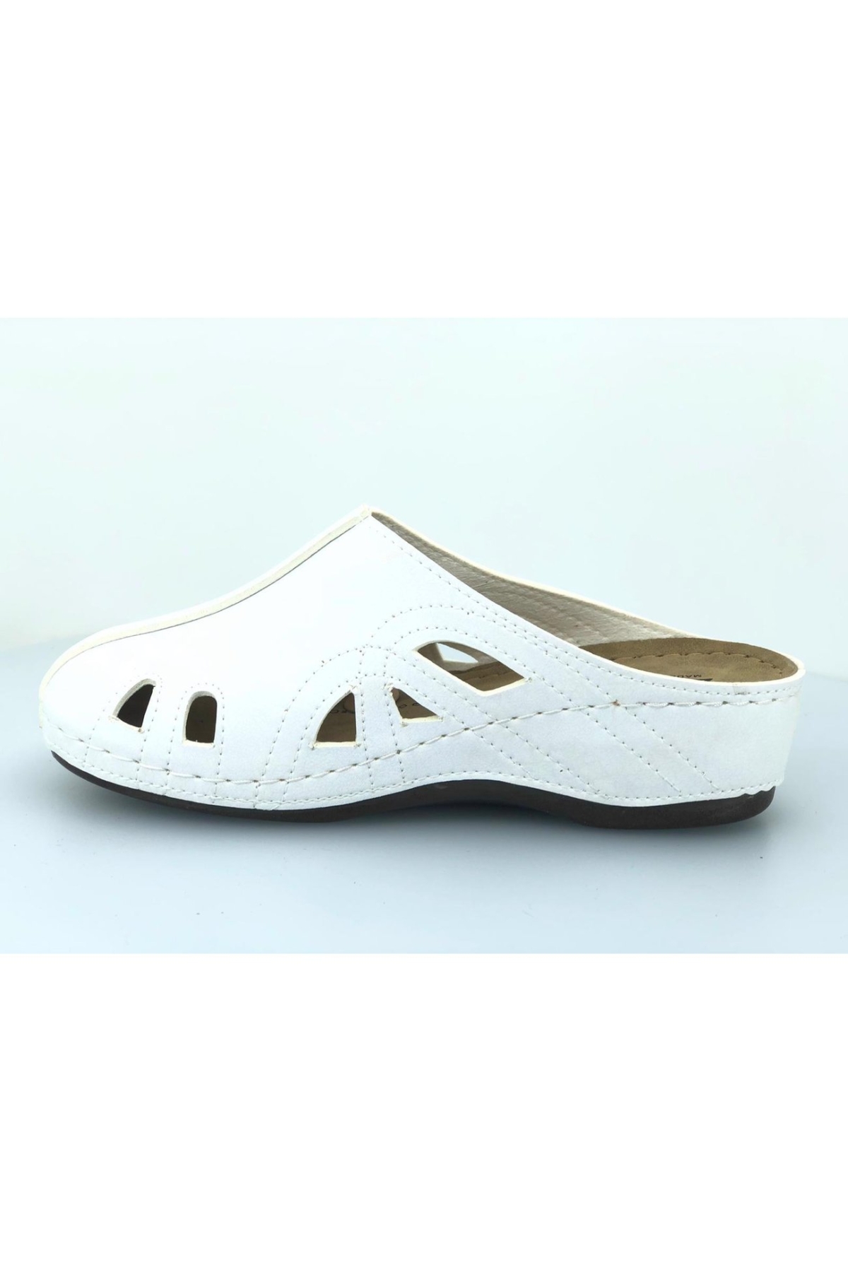 09-130 Kadın Önü Kapalı Orta Pedik Terlik - Görsel 4