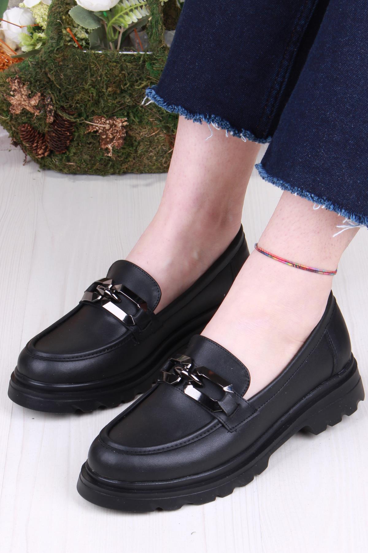 35827 Siyah Cilt Toka Detaylı Rahat Loafer Kadın Ayakkabı - Görsel 4