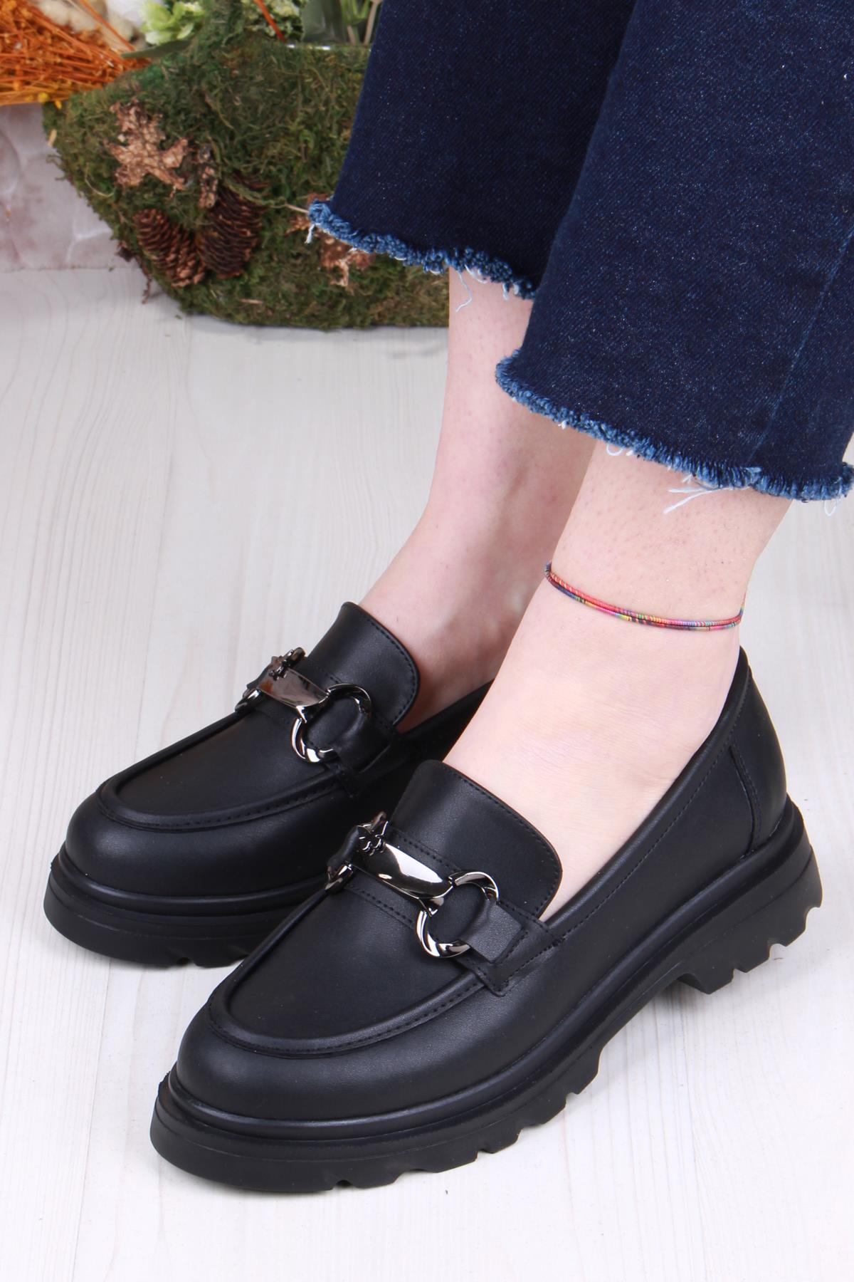 35821 Siyah Cilt Toka Detaylı Rahat Loafer Kadın Ayakkabı - Görsel 4