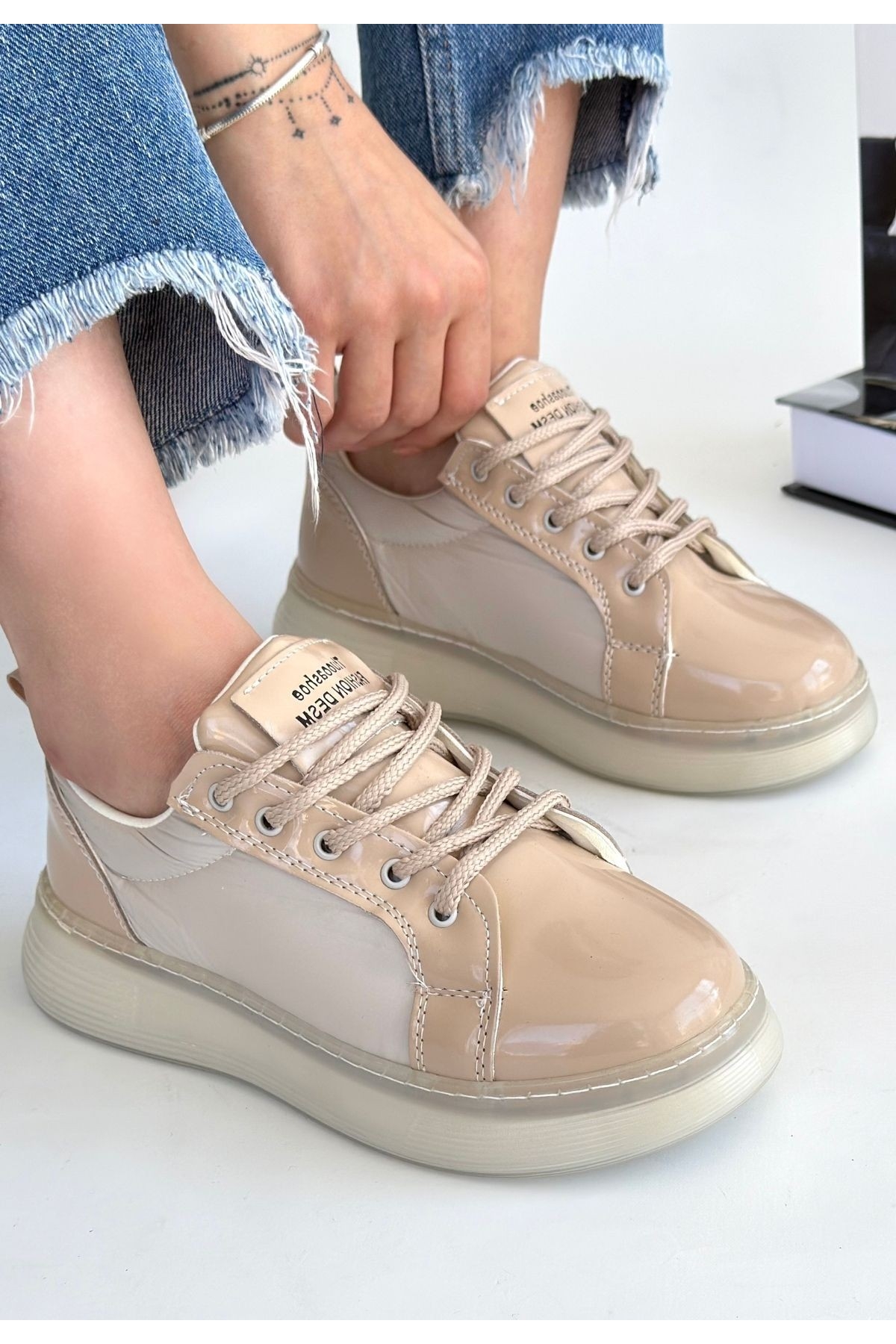 Bej Rugan Bağcıklı Kadın Spor Ayakkabı - Görsel 2