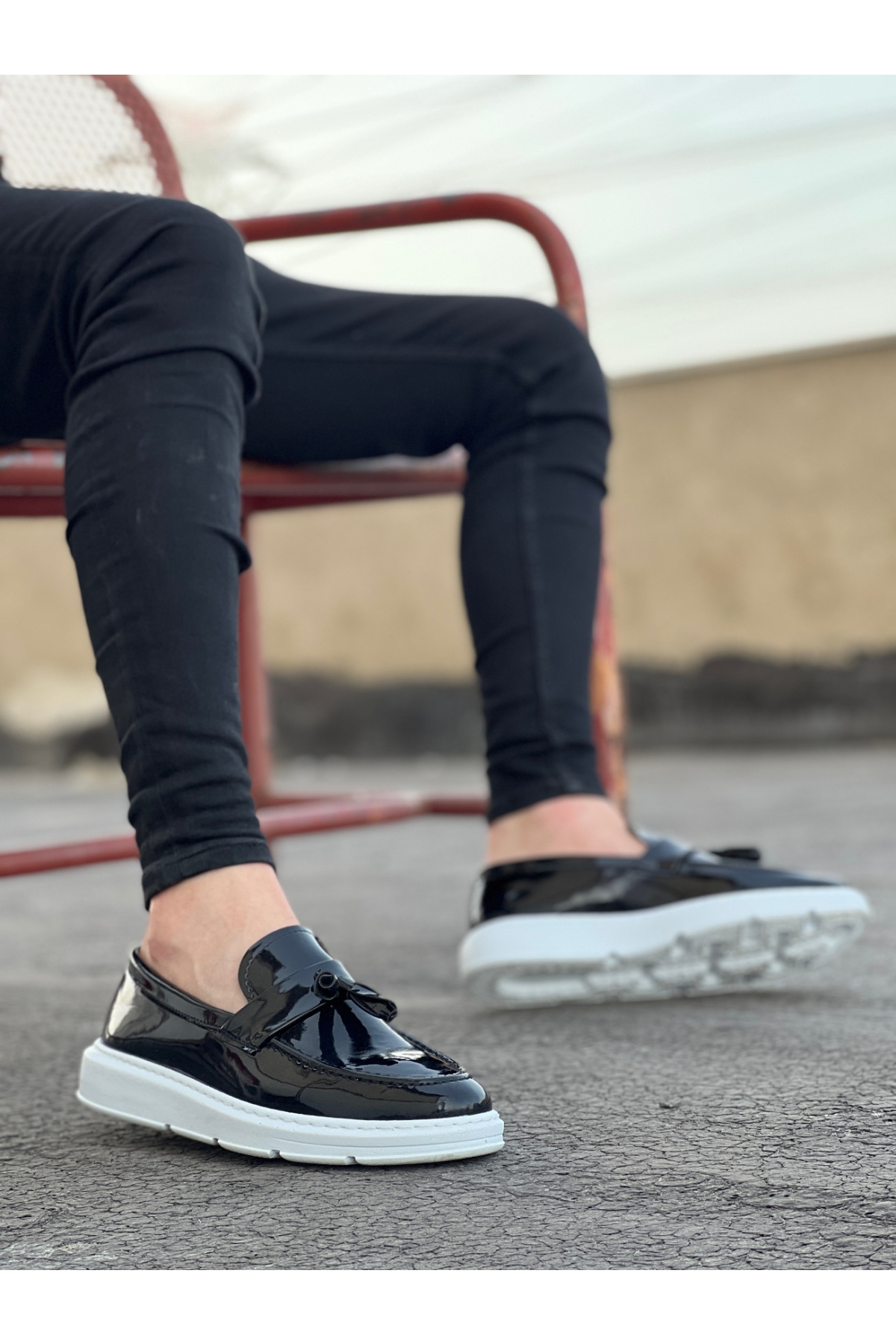 Bağcıksız Püsküllü Erkek Ayakkabı SİYAH RUGAN (BEYAZ TABAN) - Görsel 3
