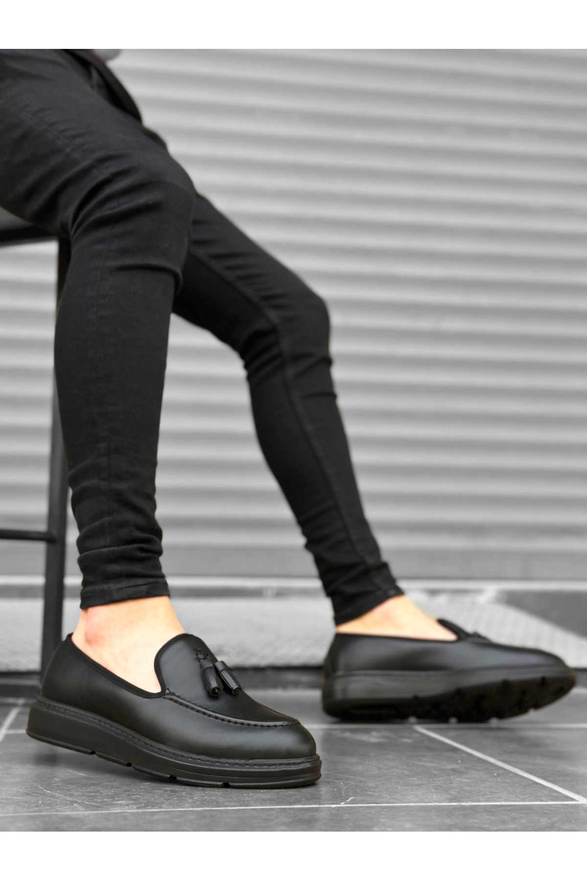 Bağcıksız Püsküllü Erkek Ayakkabı SİYAH (SİYAH TABAN) - Görsel 3