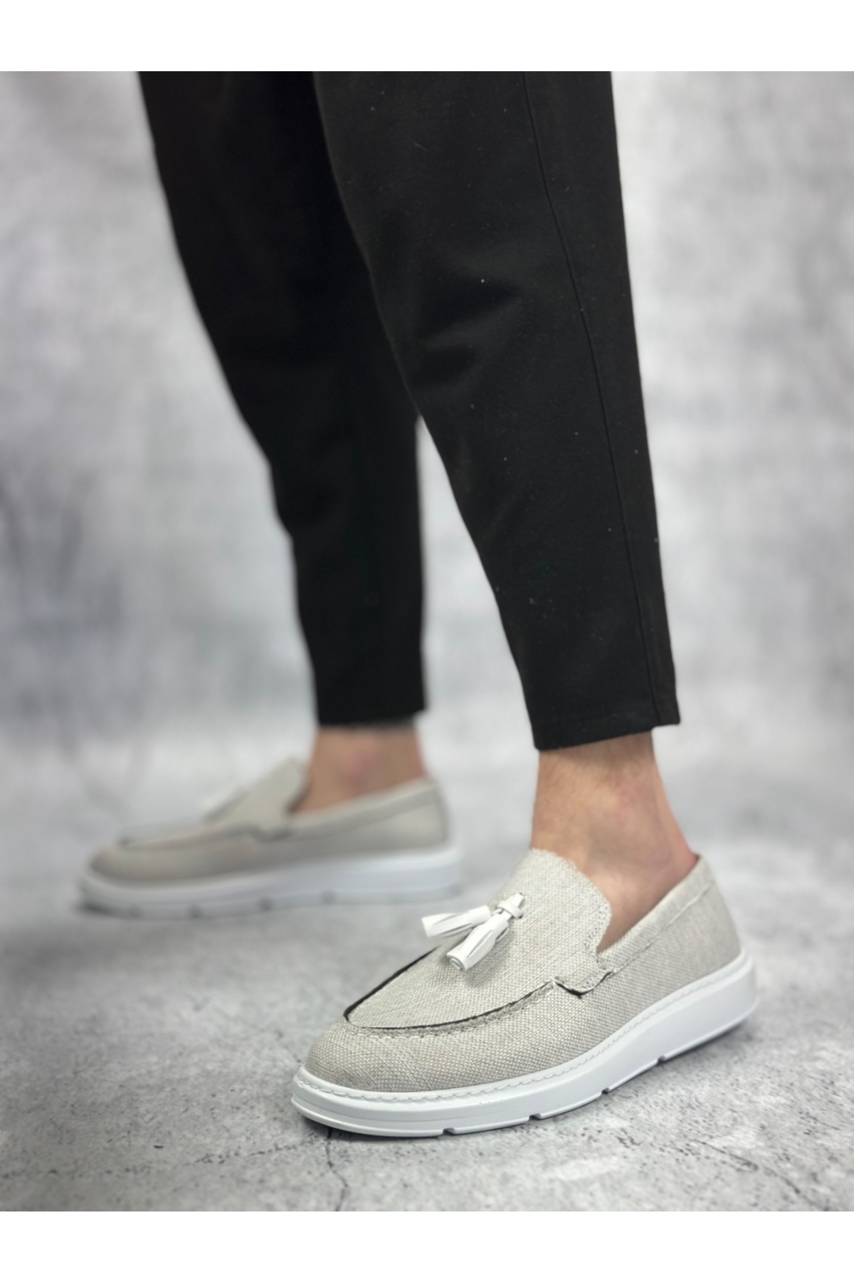Bağcıksız Keten Püsküllü Erkek Klasik Ayakkabı GRİ (BEYAZ TABAN) - Görsel 3