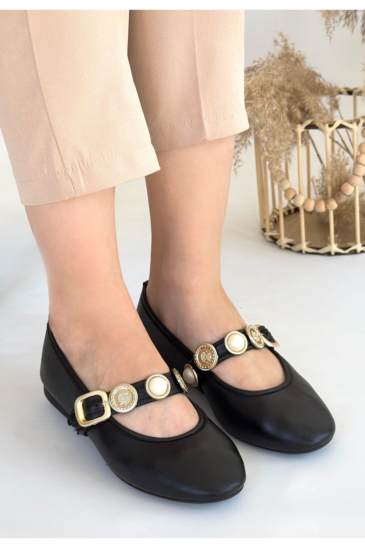 Siyah Suni Deri Kadın Babet Ayakkabı - Görsel 2