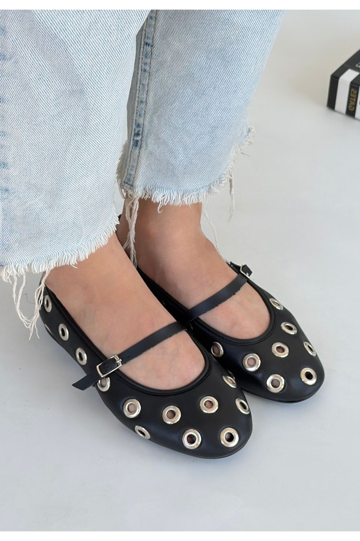 Siyah Suni Deri Kadın Babet Ayakkabı - Görsel 3