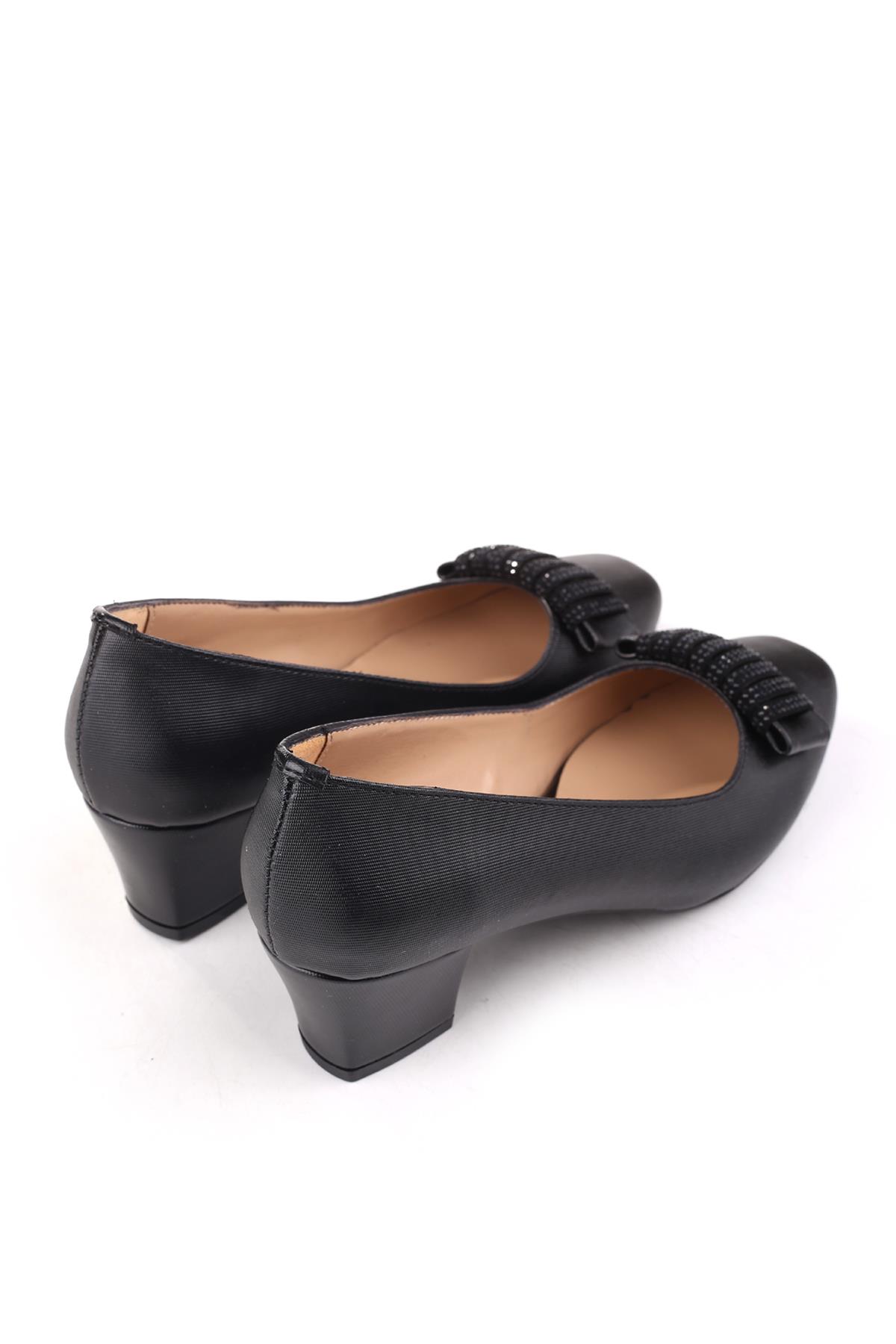 Gold Step 8690 Kadın Fiyonk Taş Detaylı 5 Cm Topuklu Günlük Ayakkabı - Görsel 5