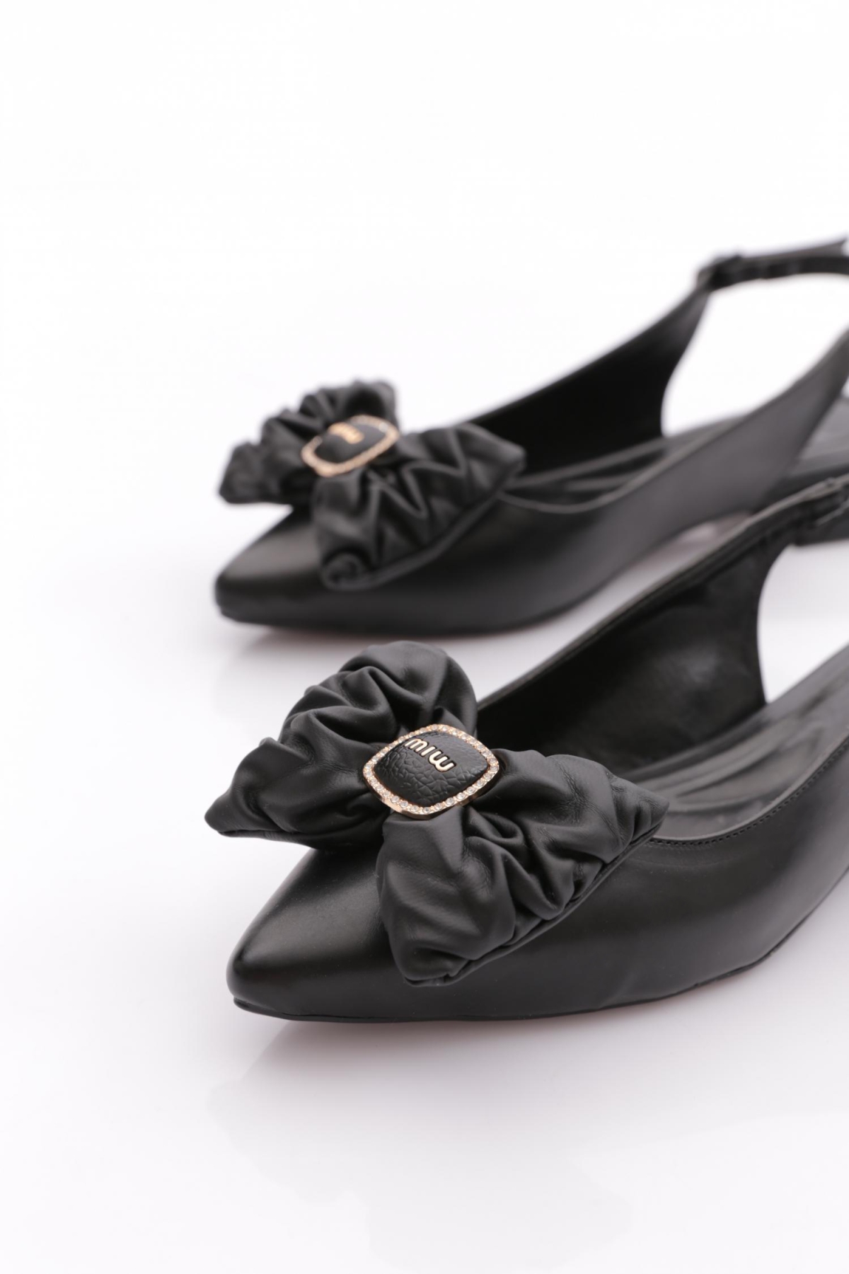 2886 Kadin Fiyonk Detayli Babet - Görsel 5