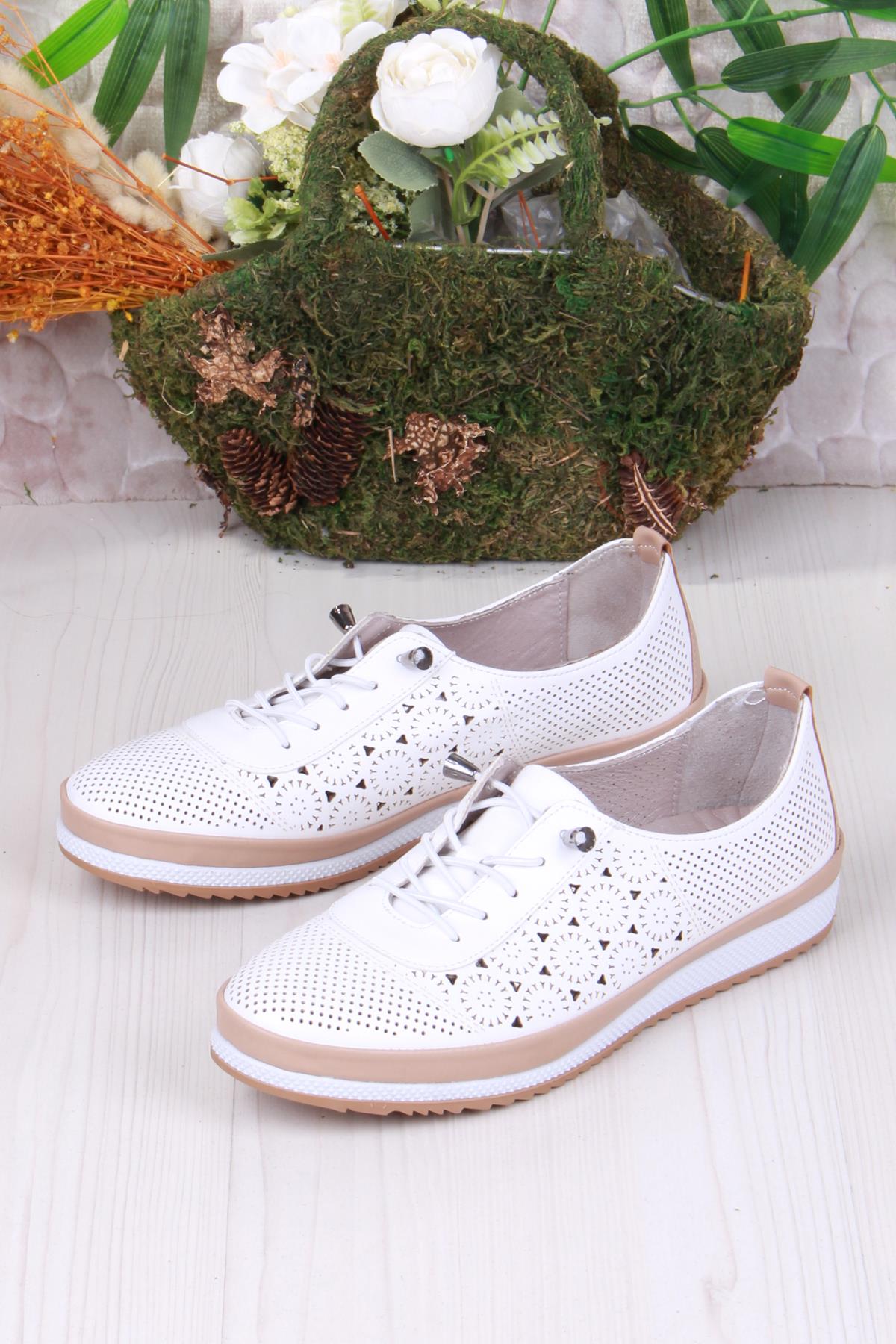 701-3 Anatomik Rahat Lazer Baskılı Delikli Lastik Bağcıklı Kadın Ayakkabı - Görsel 5