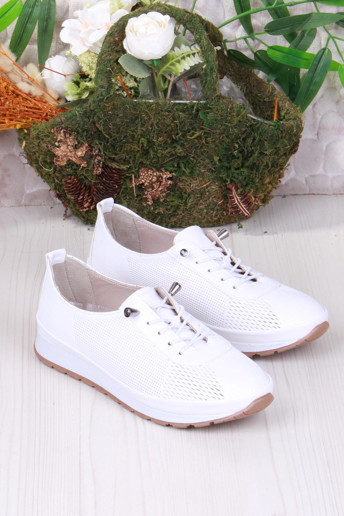 701-5 Anatomik Rahat Lazer Baskılı Lastik Bağcıklı Kadın Ayakkabı - Görsel 4