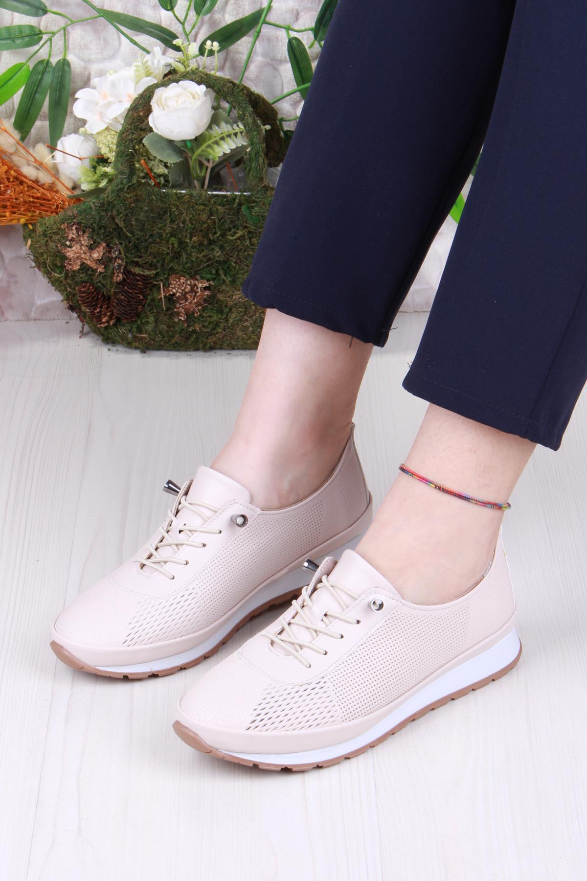 701-5 Anatomik Rahat Lazer Baskılı Lastik Bağcıklı Kadın Ayakkabı - Görsel 3