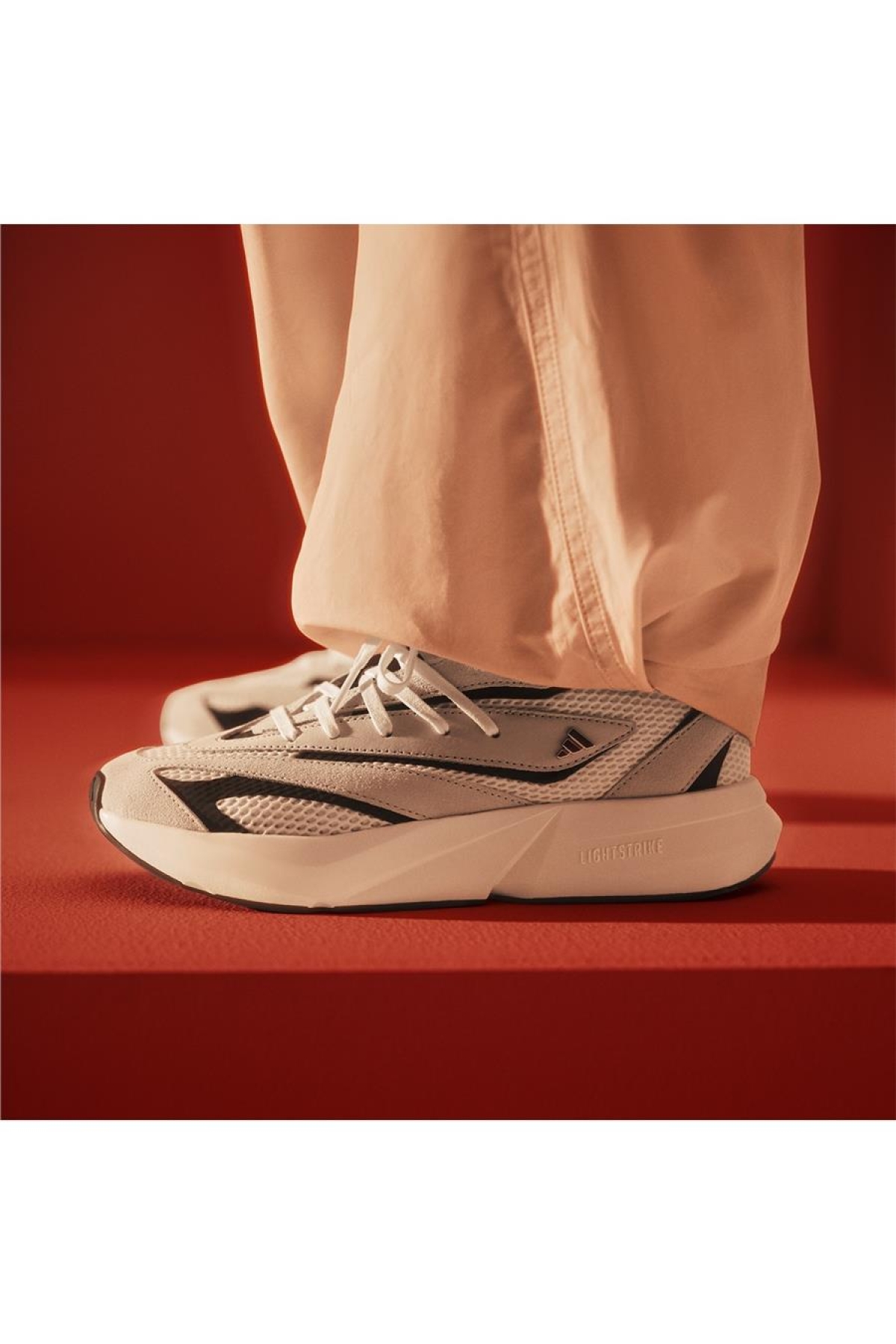 Kadın Bej Koşu Ayakkabısı LIGHTBLAZE JH6962 - Görsel 4