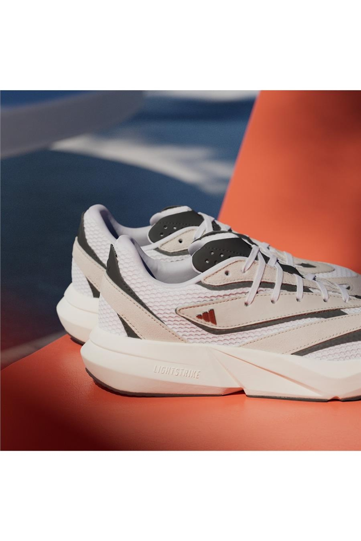 Kadın Bej Koşu Ayakkabısı LIGHTBLAZE JH6962 - Görsel 5