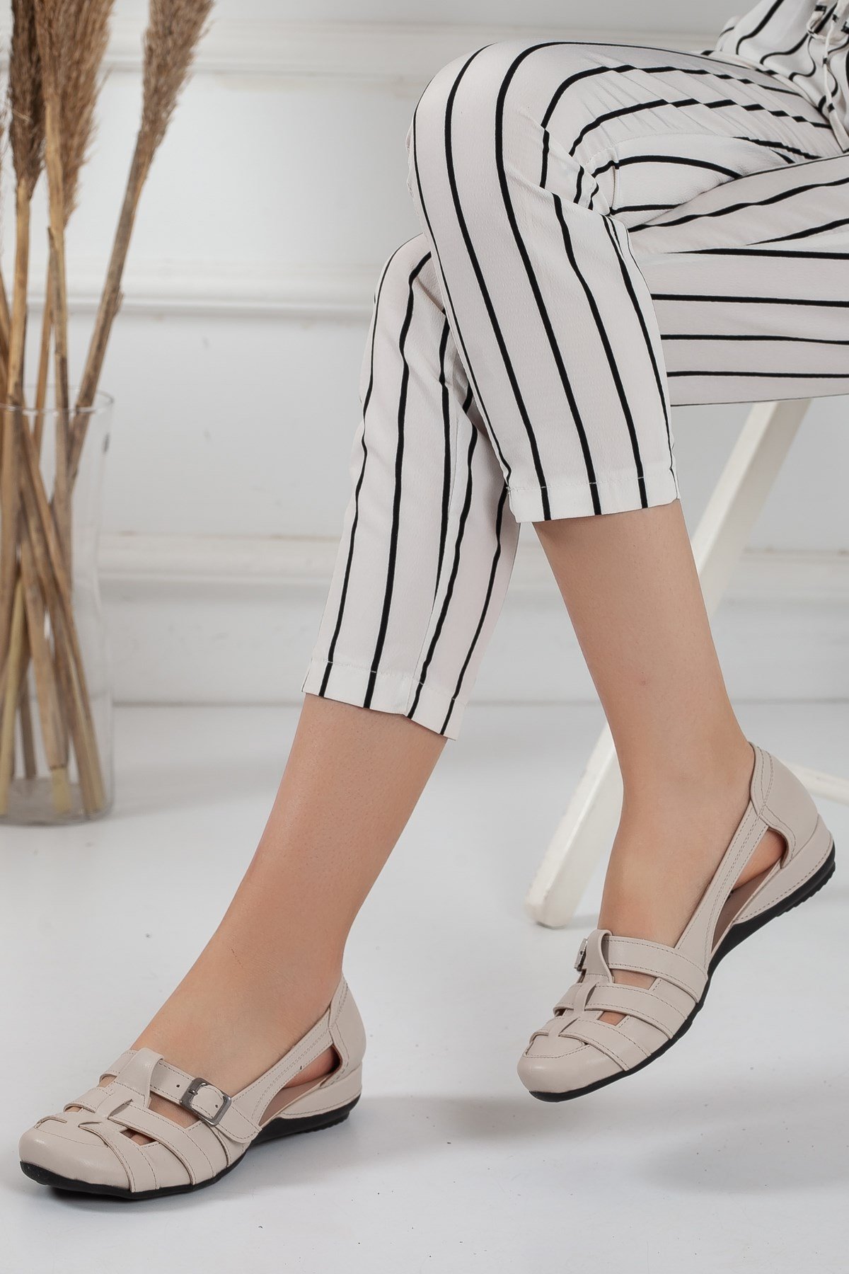 Toka Detaylı Kadın Babet Ayakkabı - Görsel 2