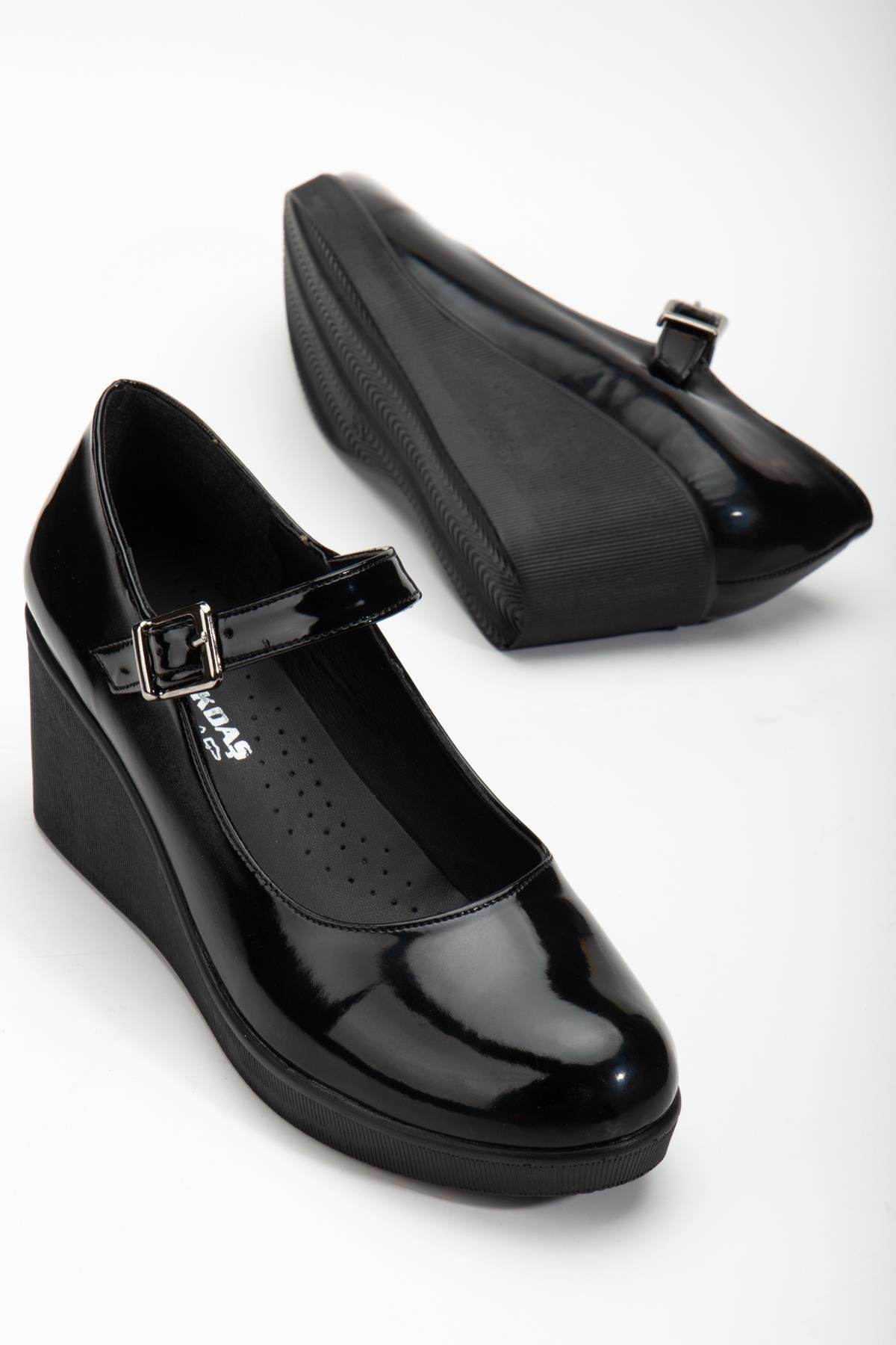 Baretli Kadın Dolgu Taban Klasik Ayakkabı - Görsel 3