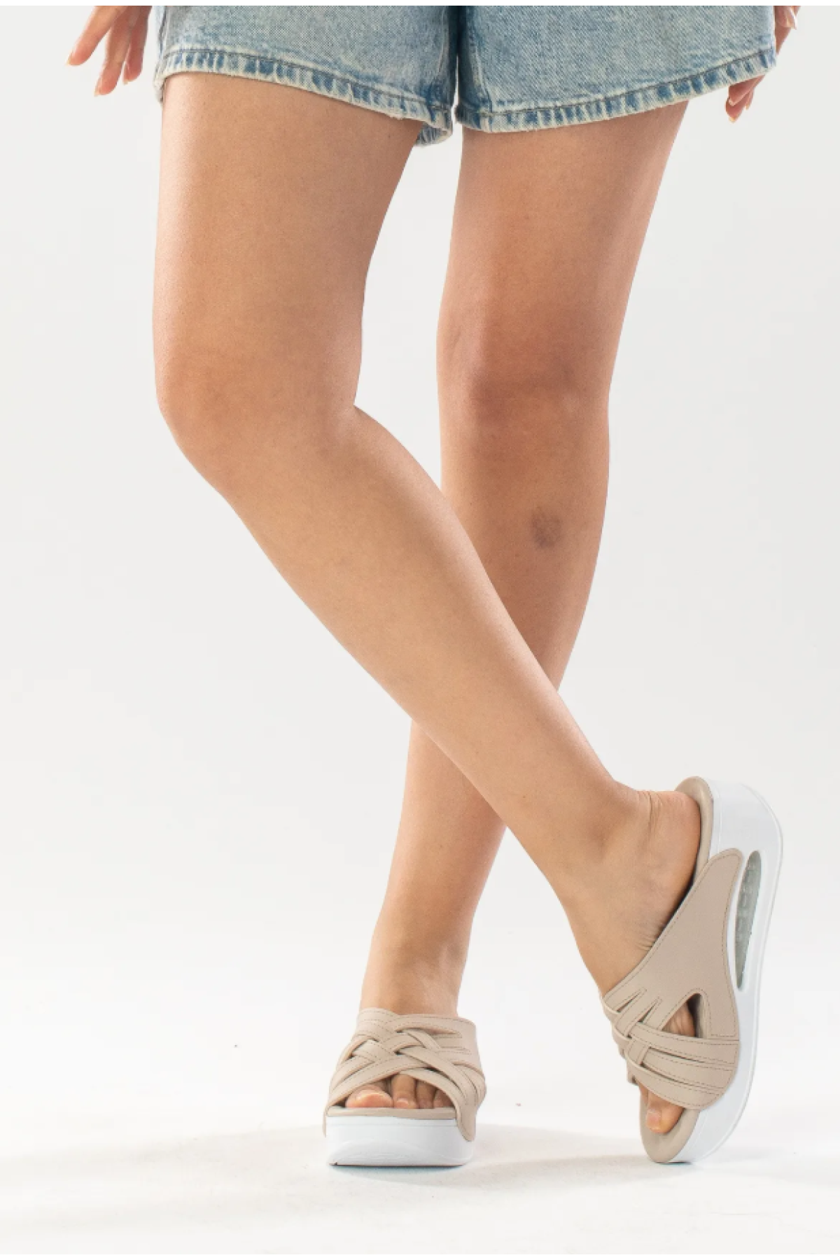 100-933 D.r Tavsiyeli Havalı Taban Ortapedik Kadın Terlik - Görsel 3