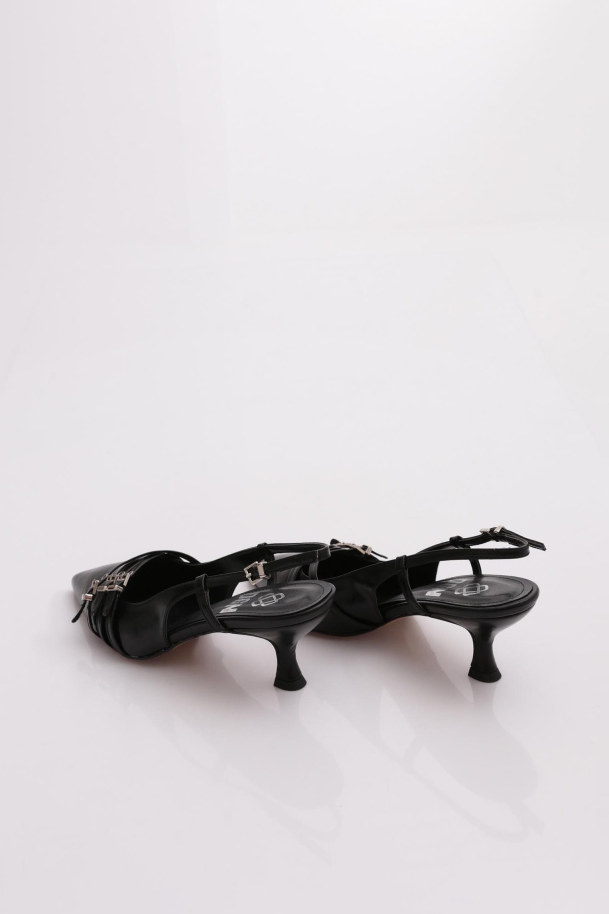 6851 Kadin Kemer Detayli Topuklu Ayakkabi - Görsel 4