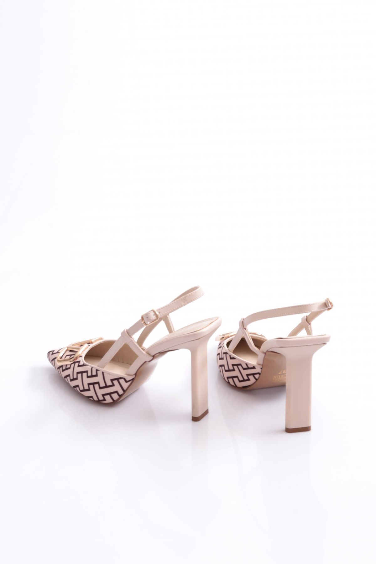 C5025 Kadin Arkadan Bağlamali Topuklu Ayakkabi - Görsel 4