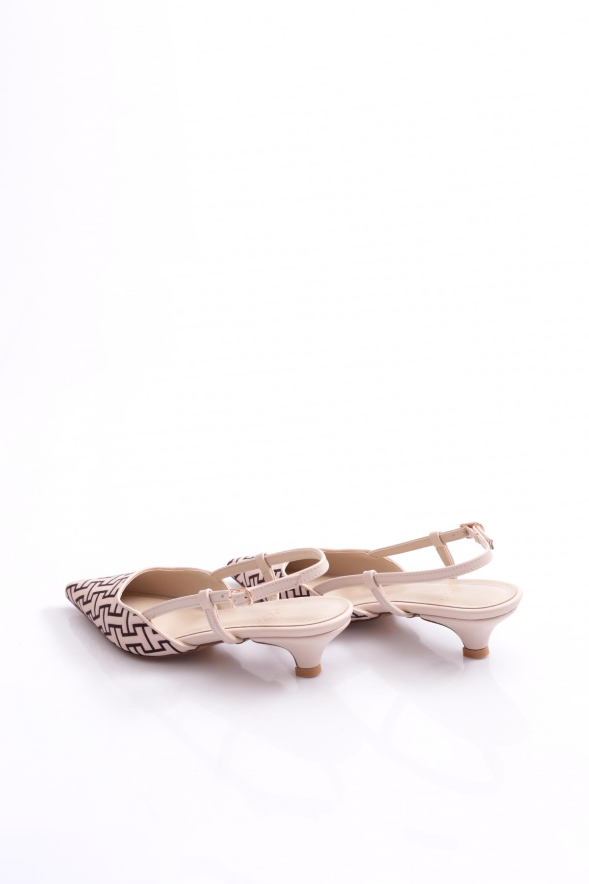 6305-1 Kadin Arkadan Bağlamali Topuklu Ayakkabi - Görsel 4