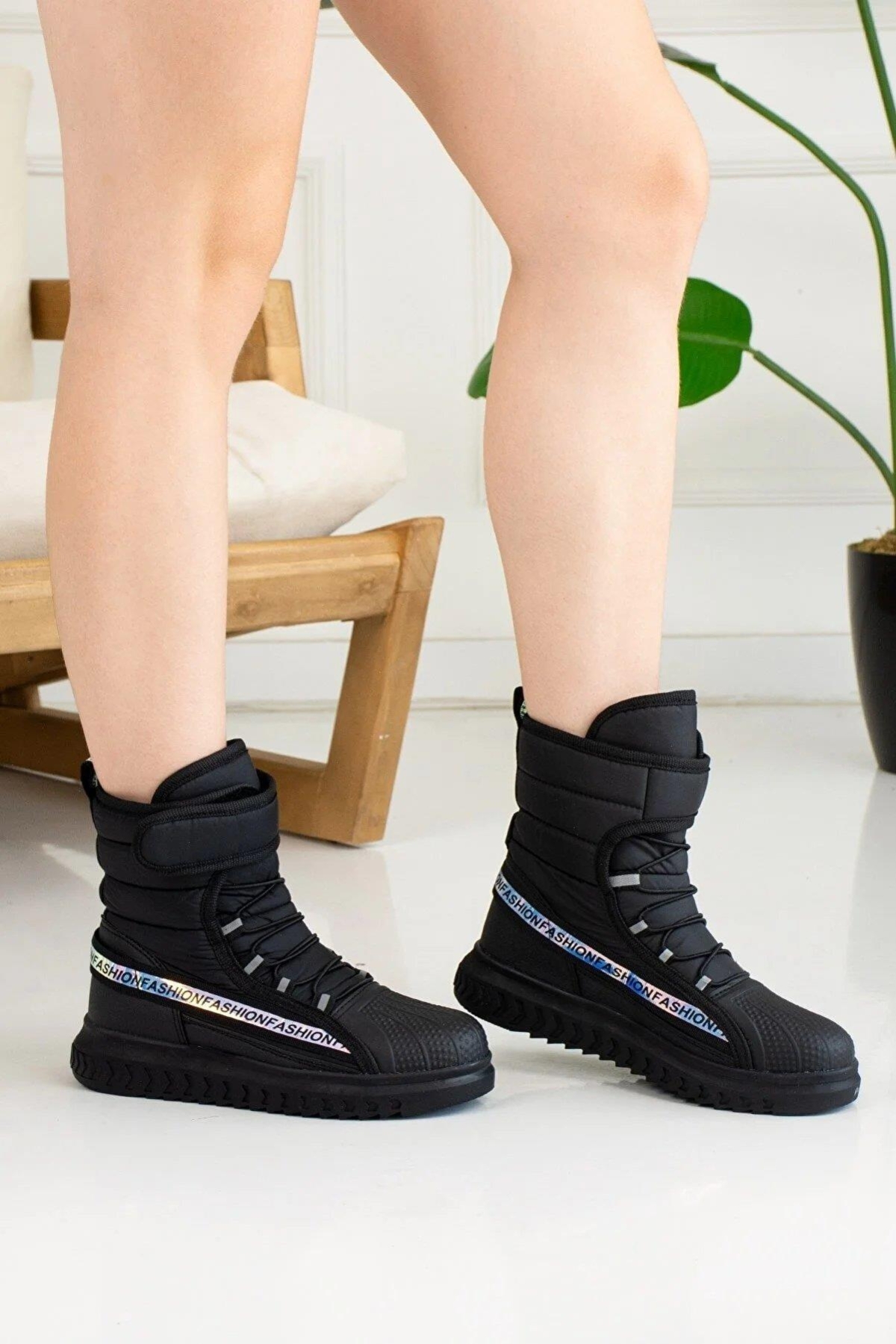 Twingo 920 Siyah Kürklü Kadın Düz Kar Botu - Görsel 2