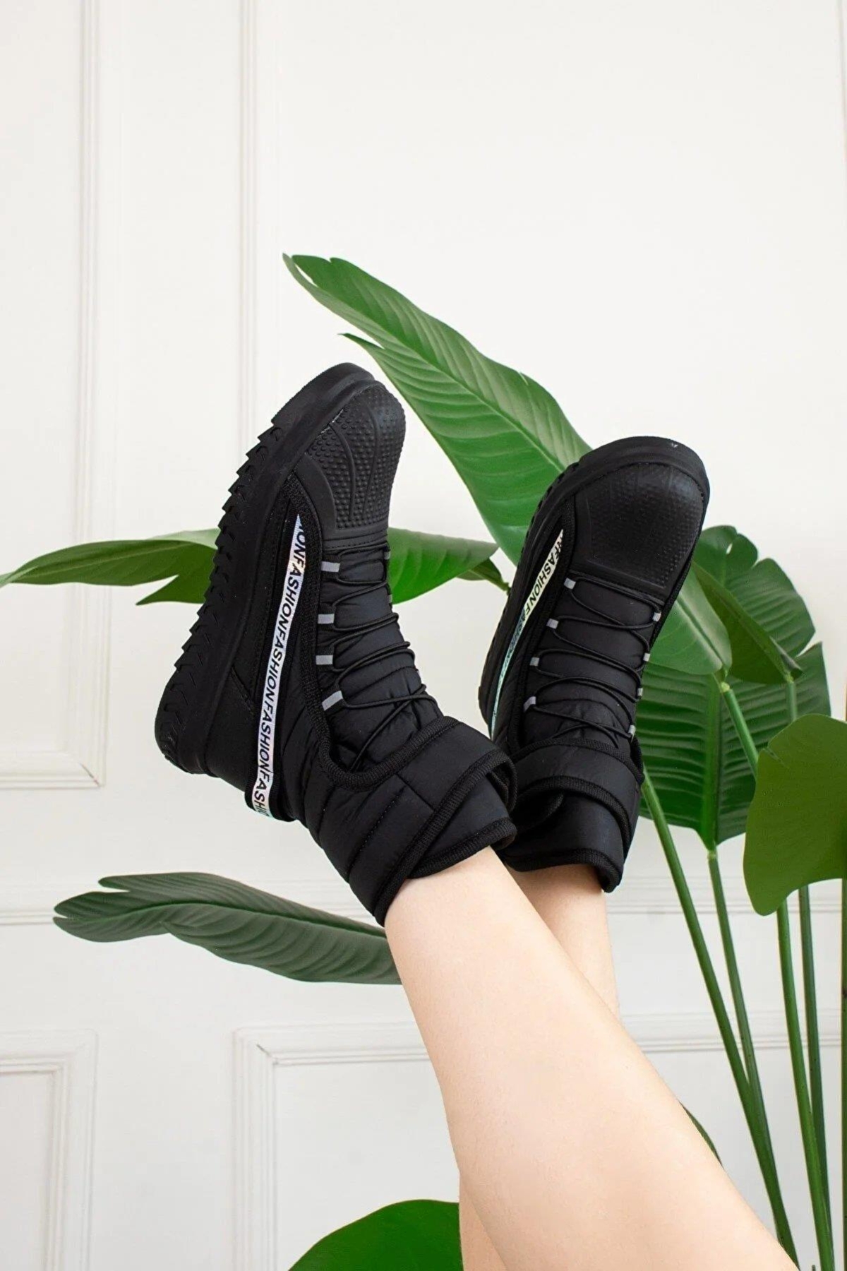 Twingo 920 Siyah Kürklü Kadın Düz Kar Botu - Görsel 3