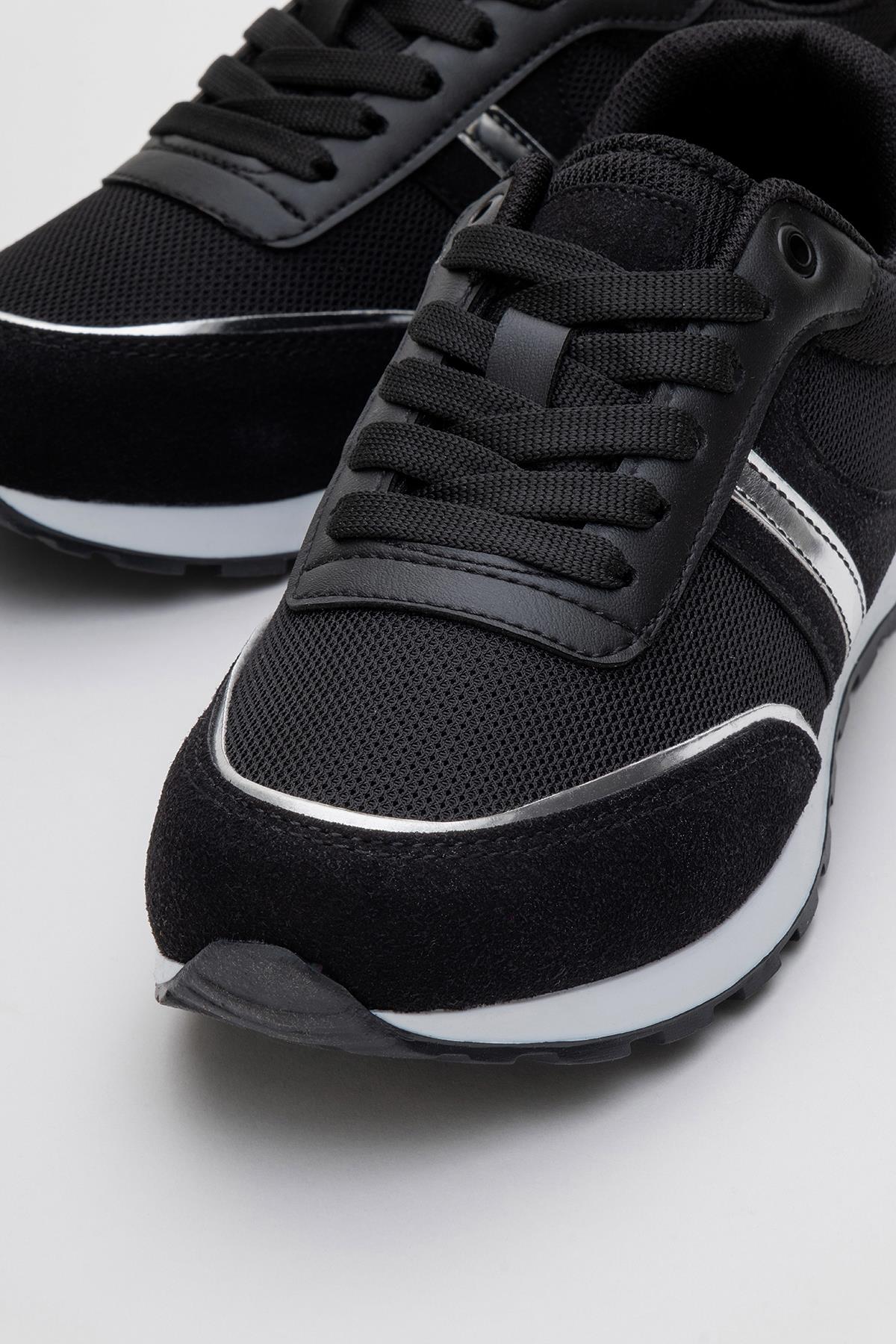 Anorak Bağcıklı Kadın Spor Ayakkabı SİYAH - Görsel 4