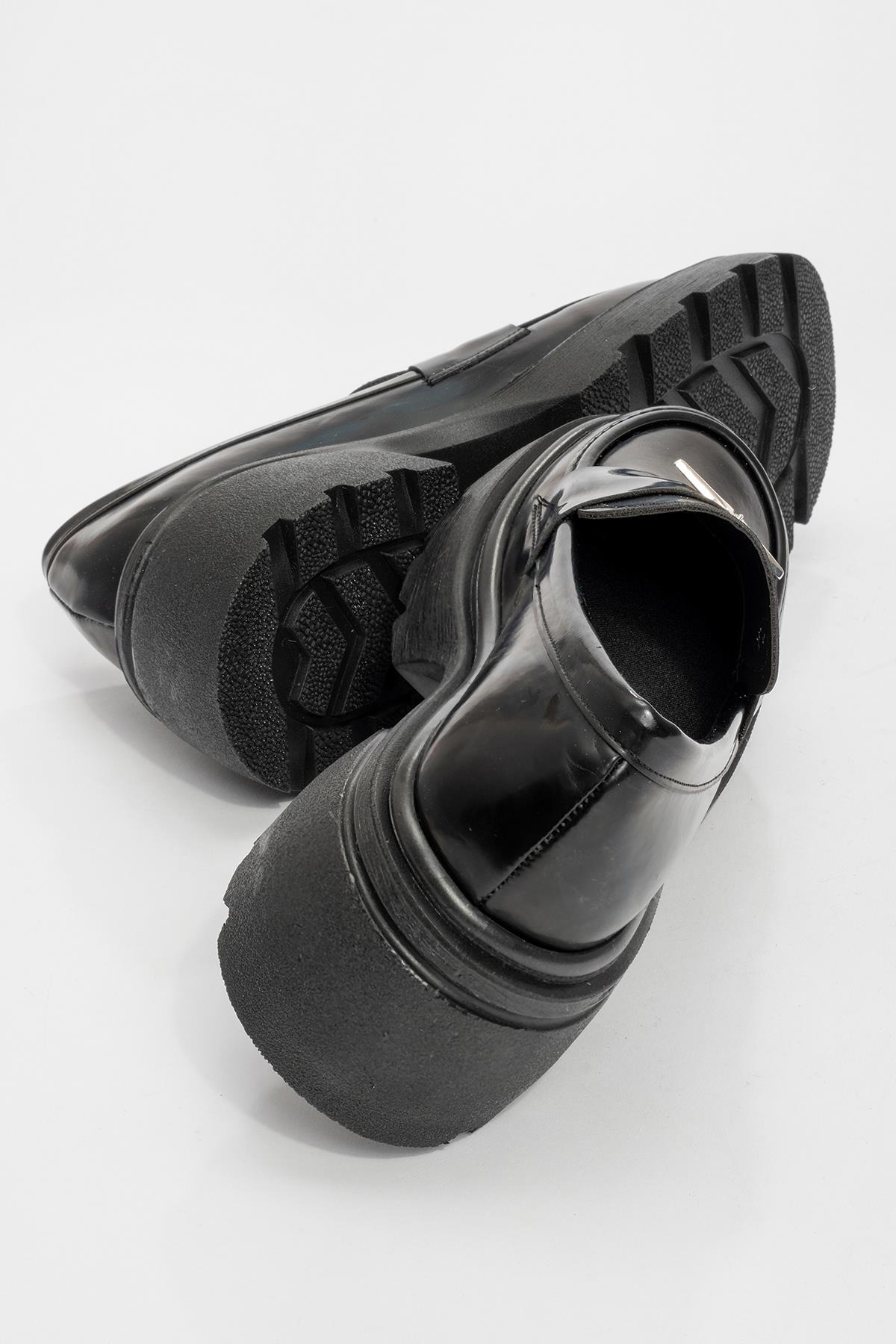 Kadın Yıldız Armalı Loafer Ayakkabı SİYAH RUGAN - Görsel 4