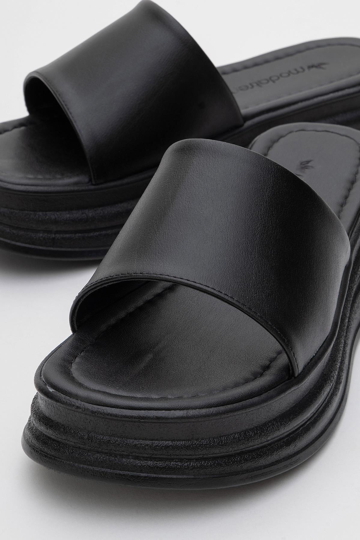 Kadın Geniş Bantlı Terlik SİYAH - Görsel 4