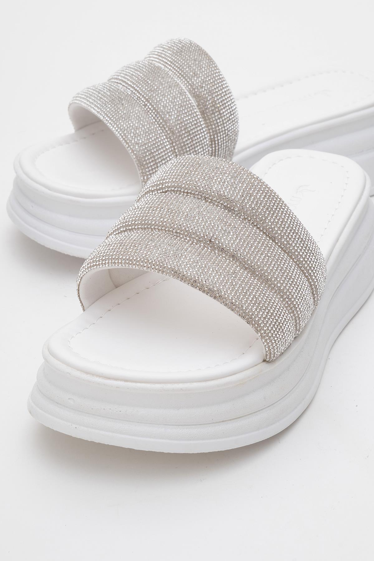 Kadın Kalın Taşlı Biyeli Terlik BEYAZ - Görsel 4
