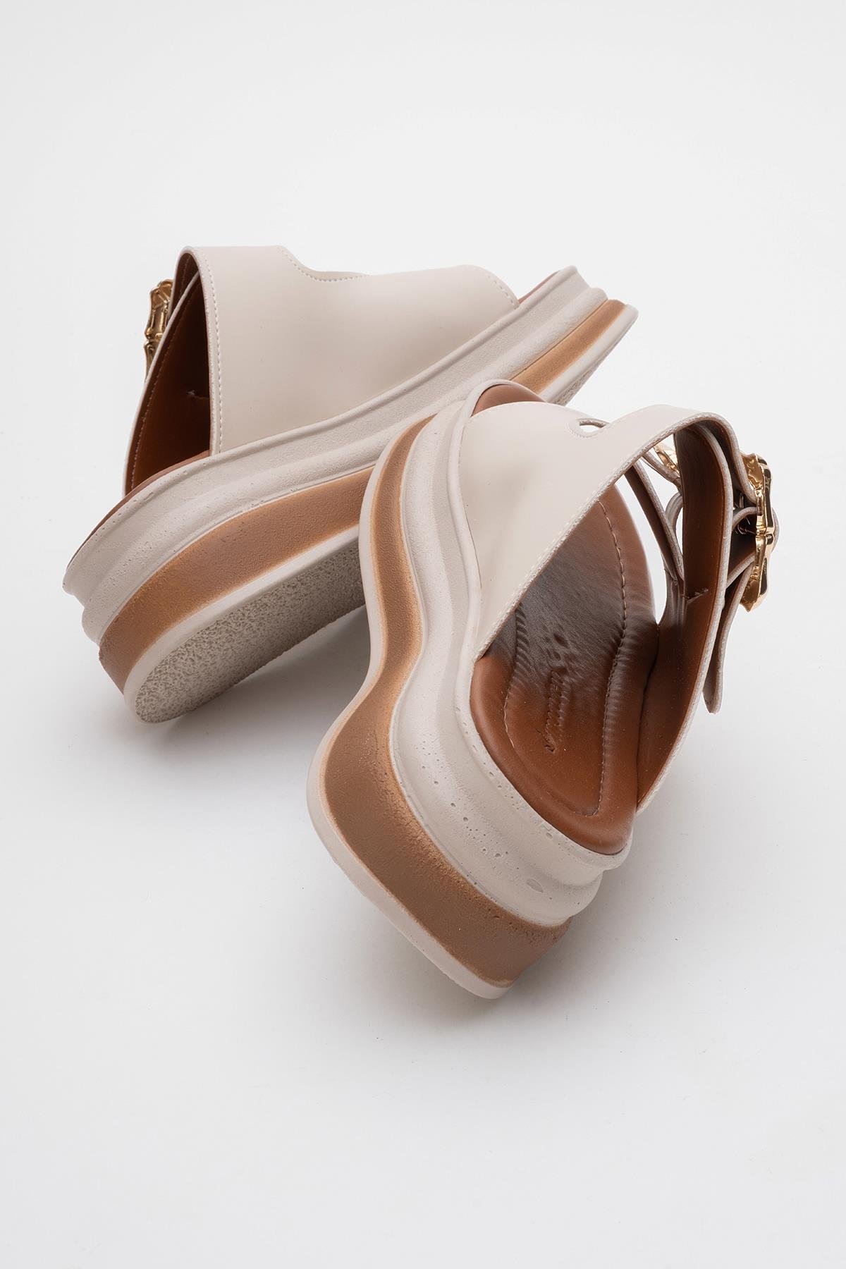 Kadın Çift Tokalı Terlik BEJ - Görsel 5