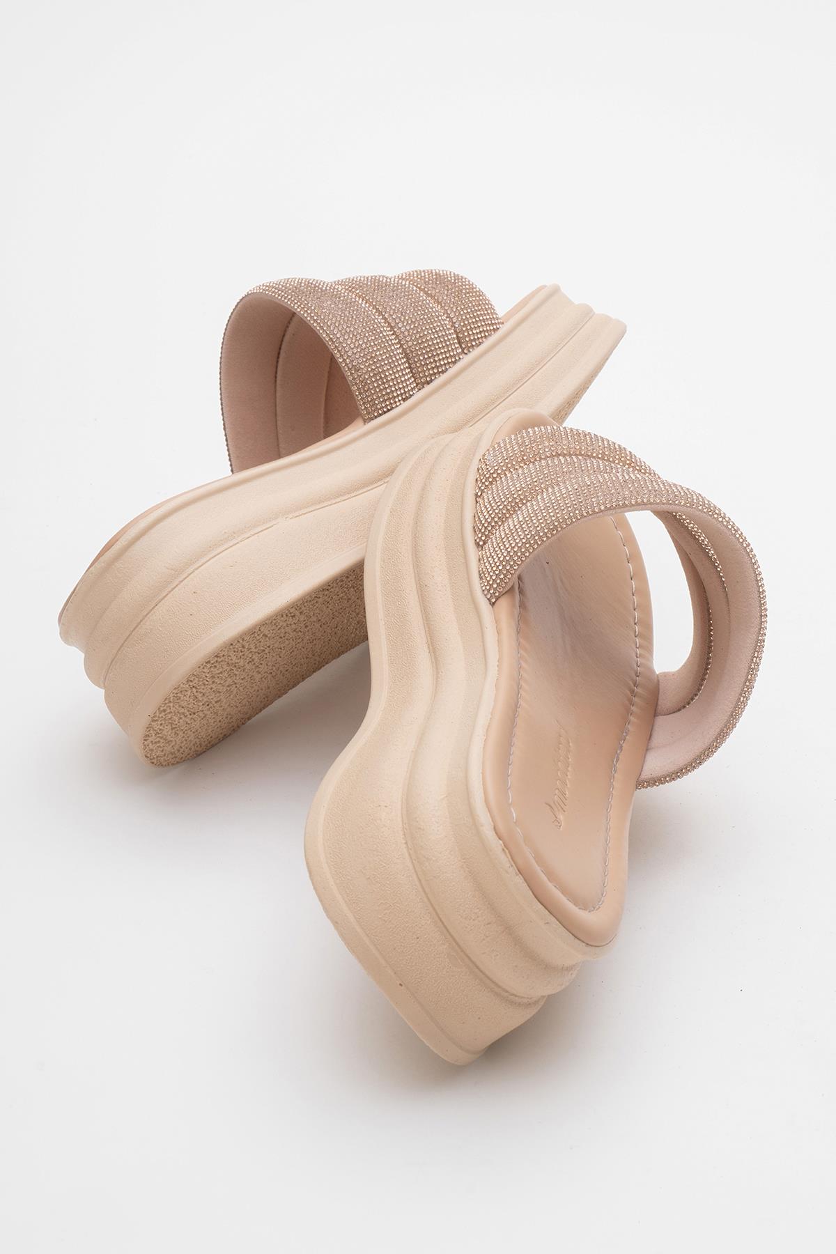 Kadın Kalın Taşlı Biyeli Terlik NUDE - Görsel 5