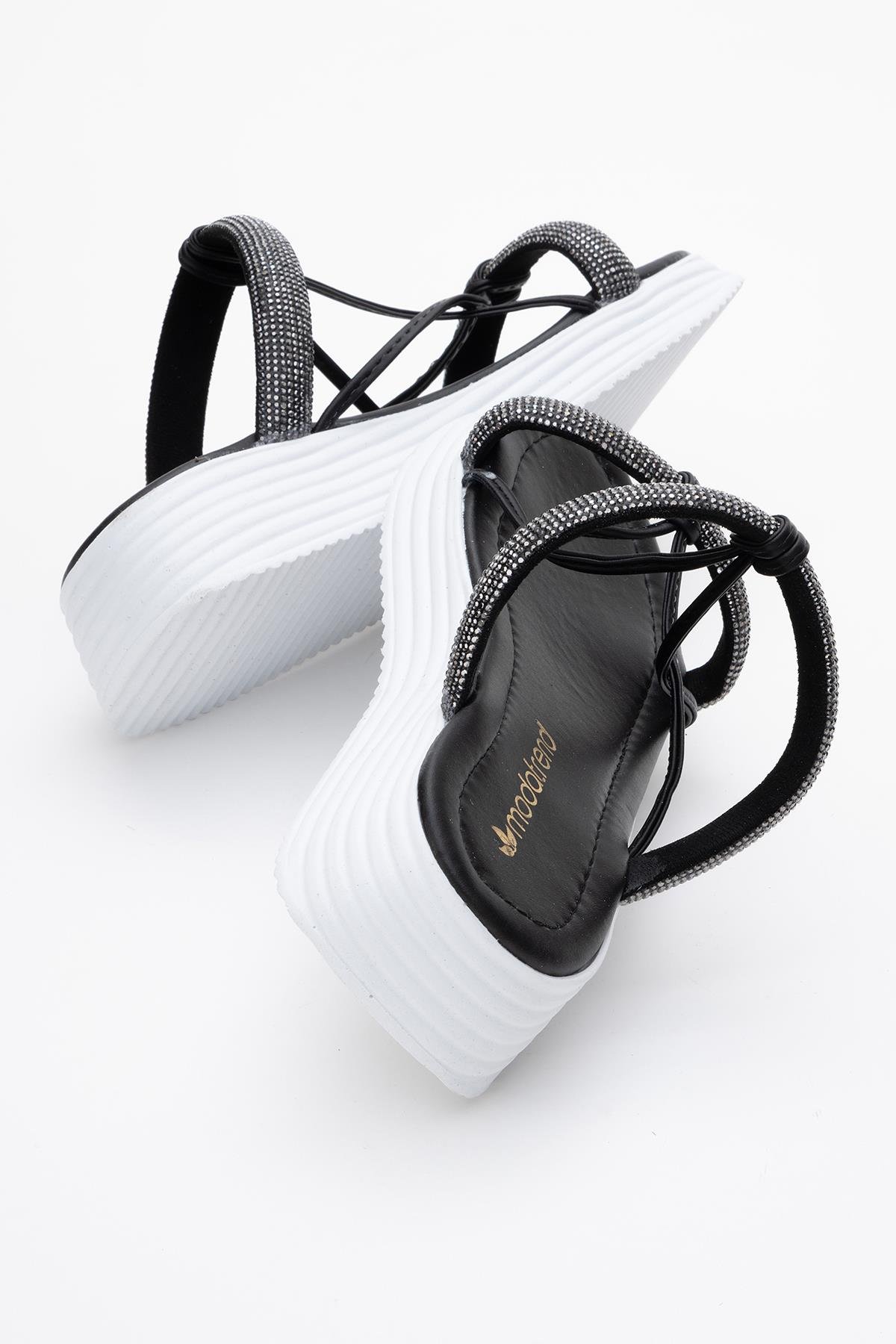 Kadın Taşlı Düz Terlik SİYAH BEYAZ - Görsel 5