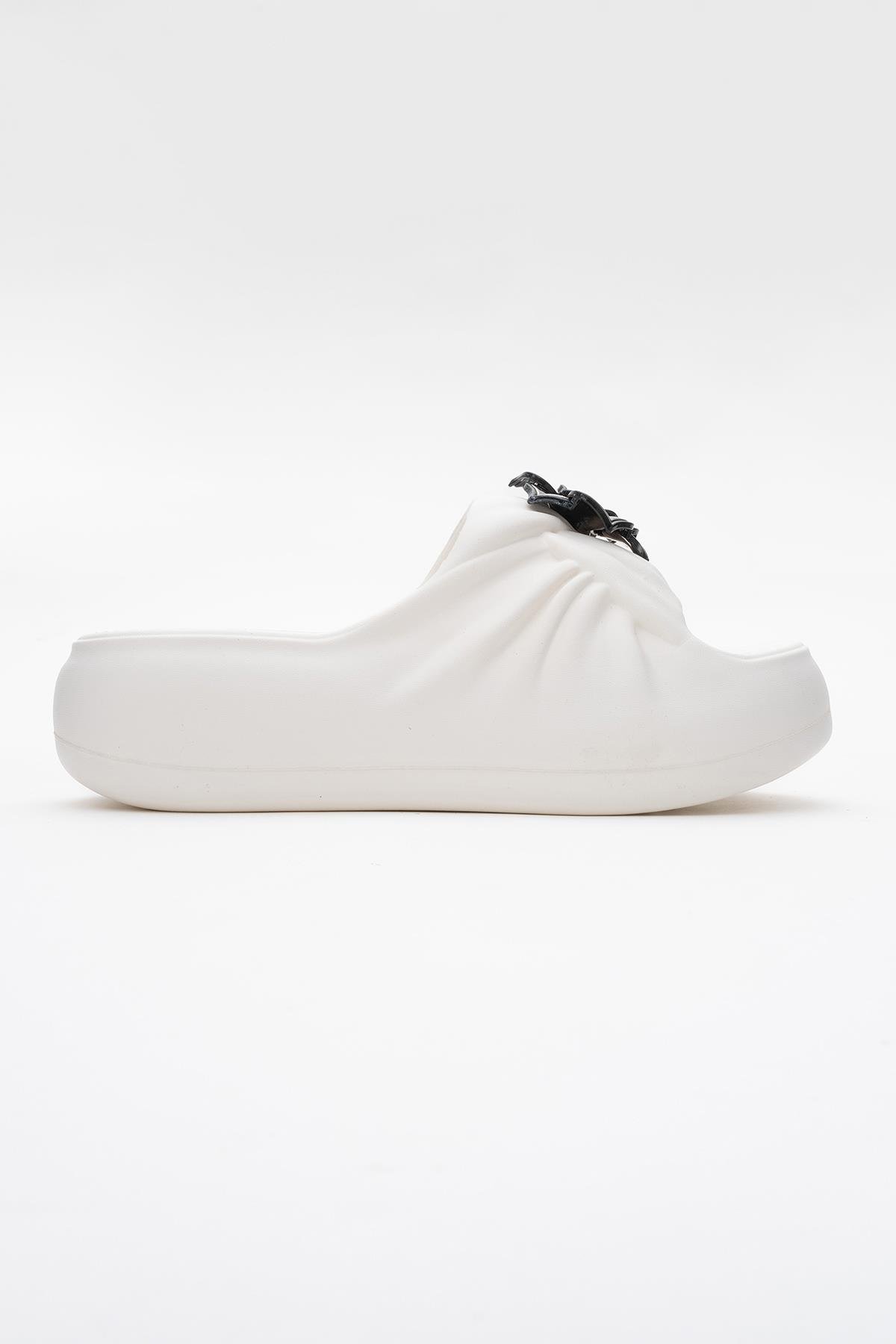 Tokalı Kadın Düz Terlik EKRU - Görsel 3