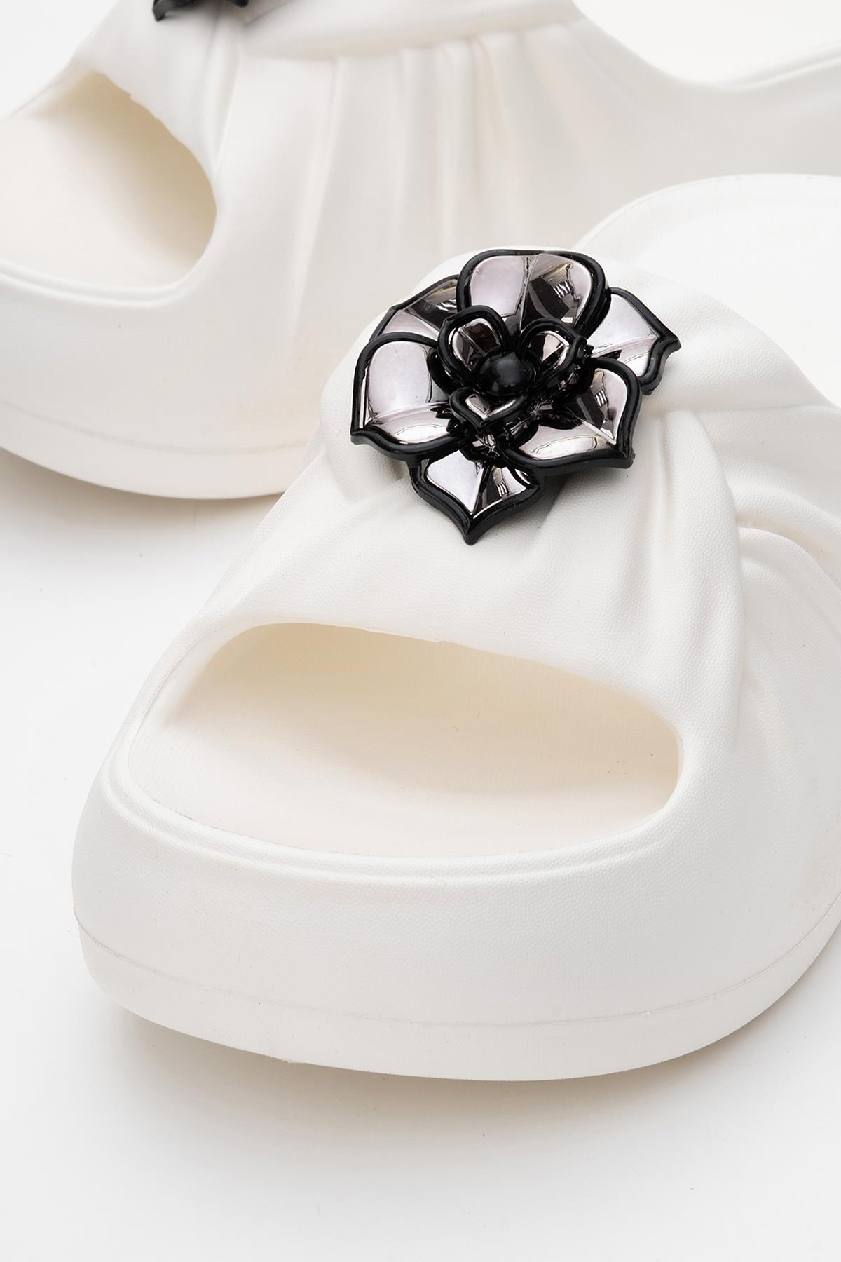 Tokalı Kadın Düz Terlik EKRU - Görsel 4