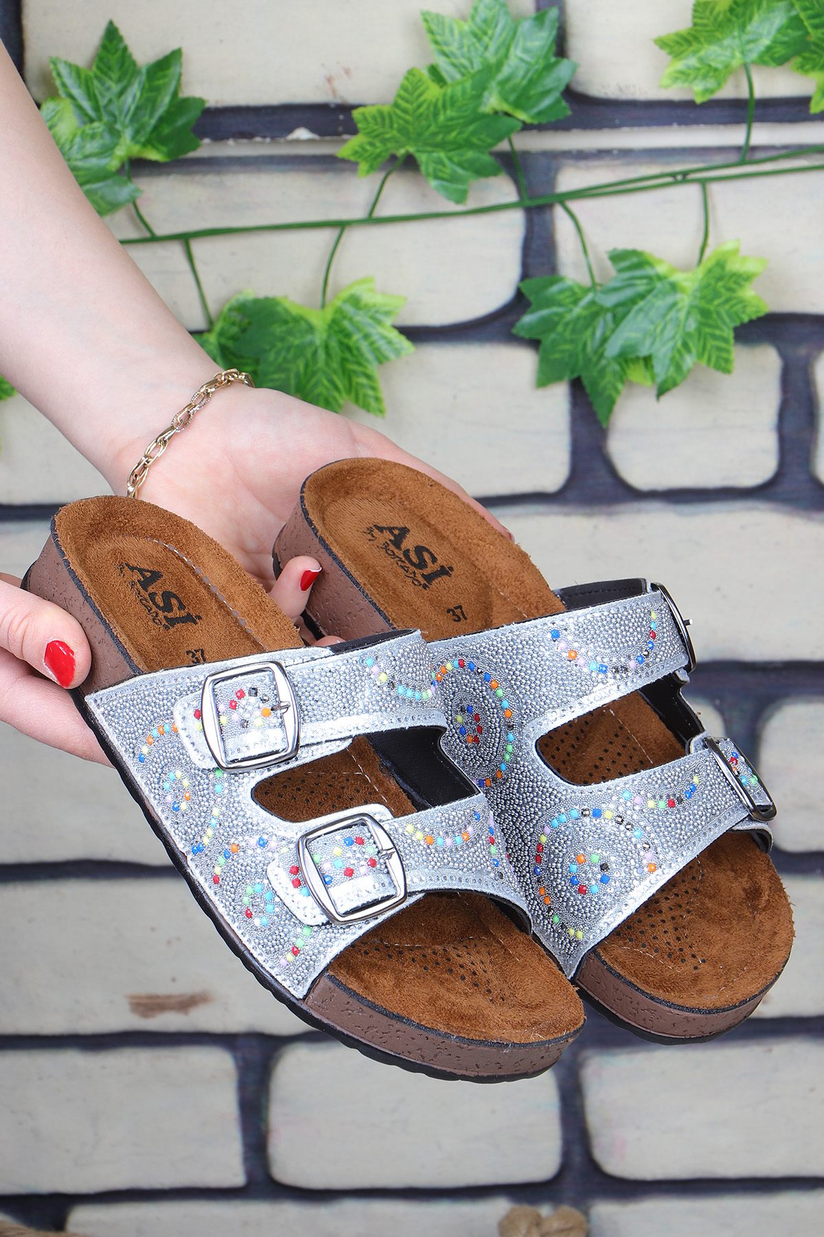 Circle Ortopedik Taşlı Çift Tokalı Plaj Kadın Terlik - Görsel 3