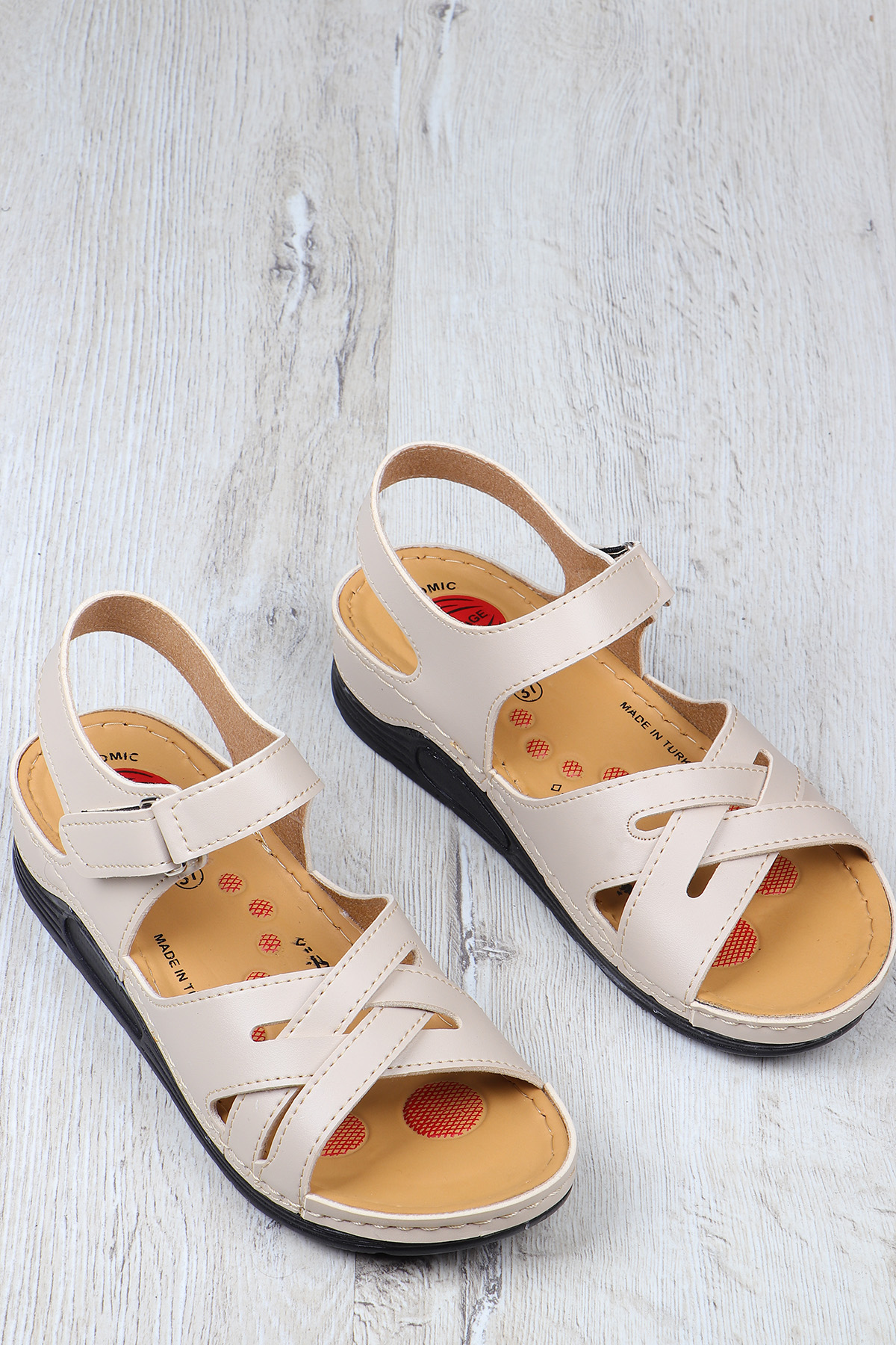 847 Ortopedik Hafif Taban Günlük Anne Kadın Sandalet - Görsel 5