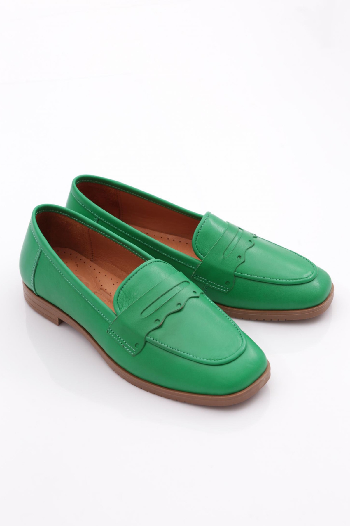 010 Kadin Küt Burun Şekilli Babet - Görsel 3