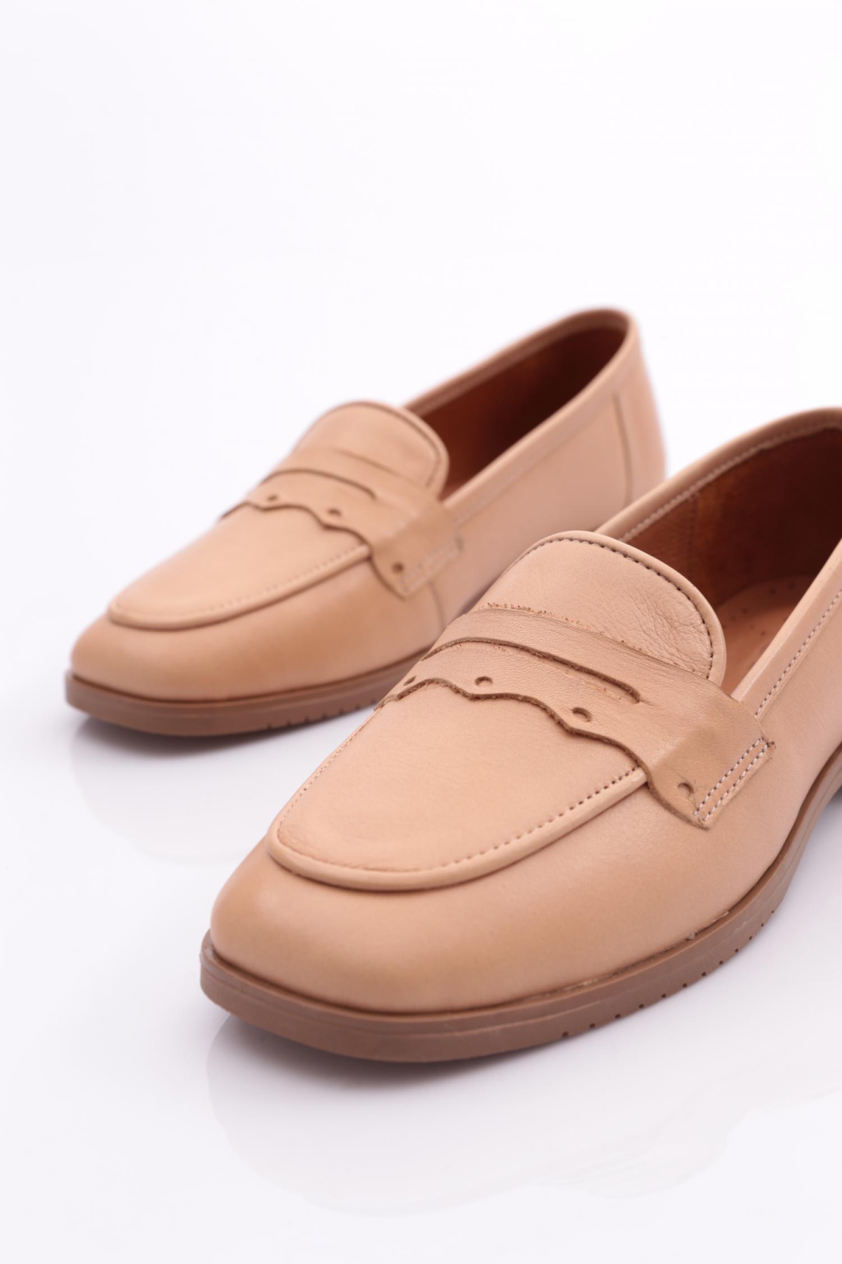 010 Kadin Küt Burun Şekilli Babet - Görsel 5