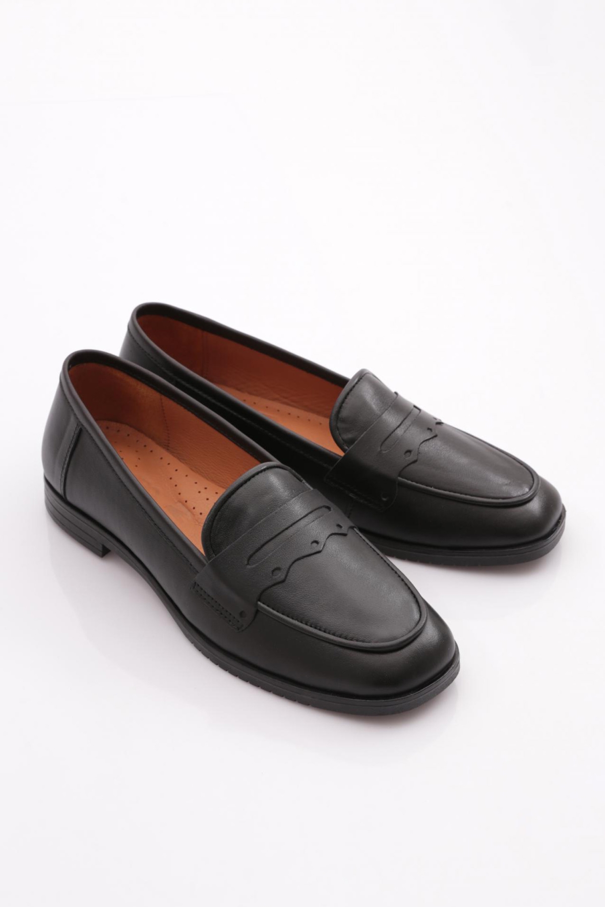 010 Kadin Küt Burun Şekilli Babet - Görsel 3