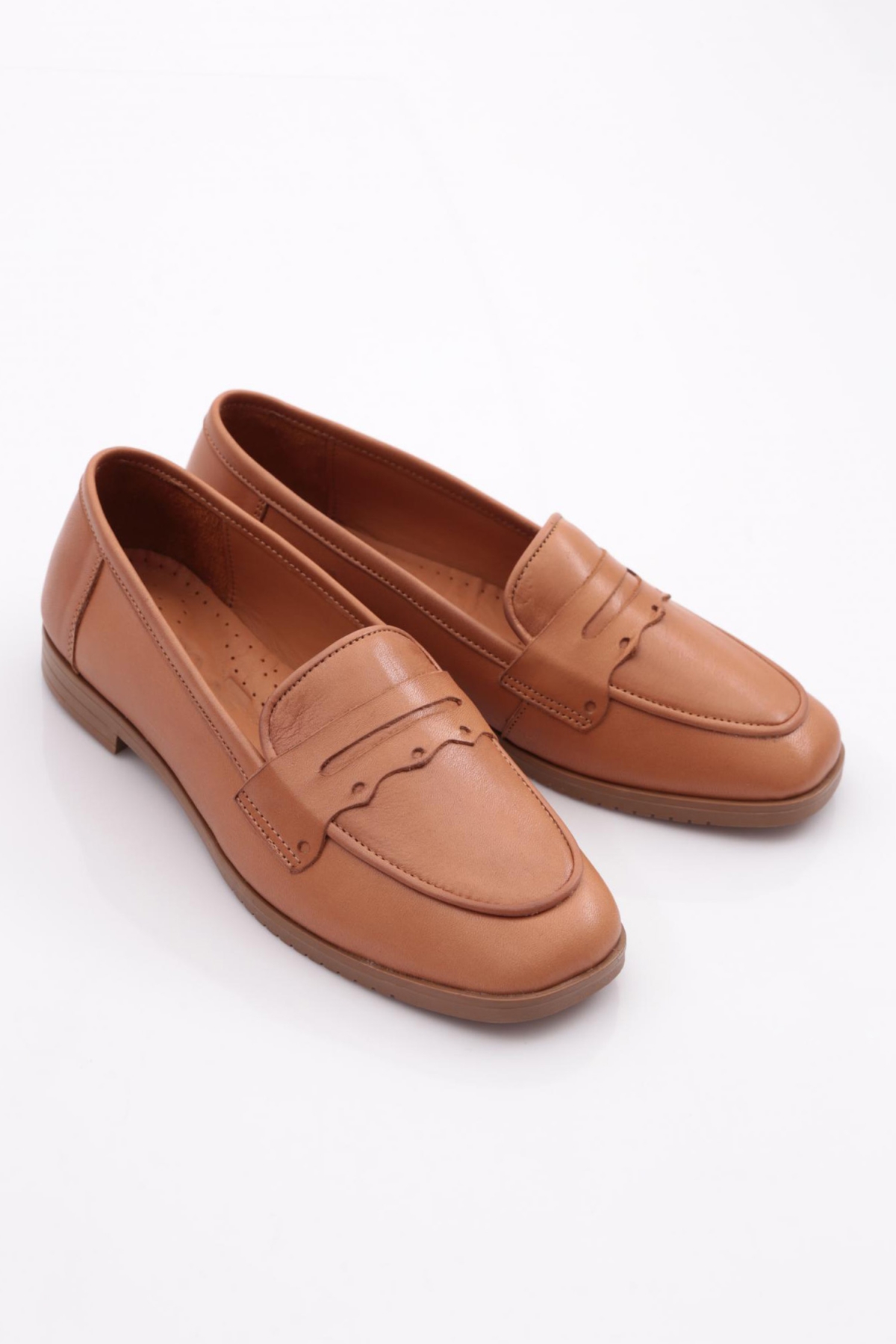 010 Kadin Küt Burun Şekilli Babet - Görsel 3