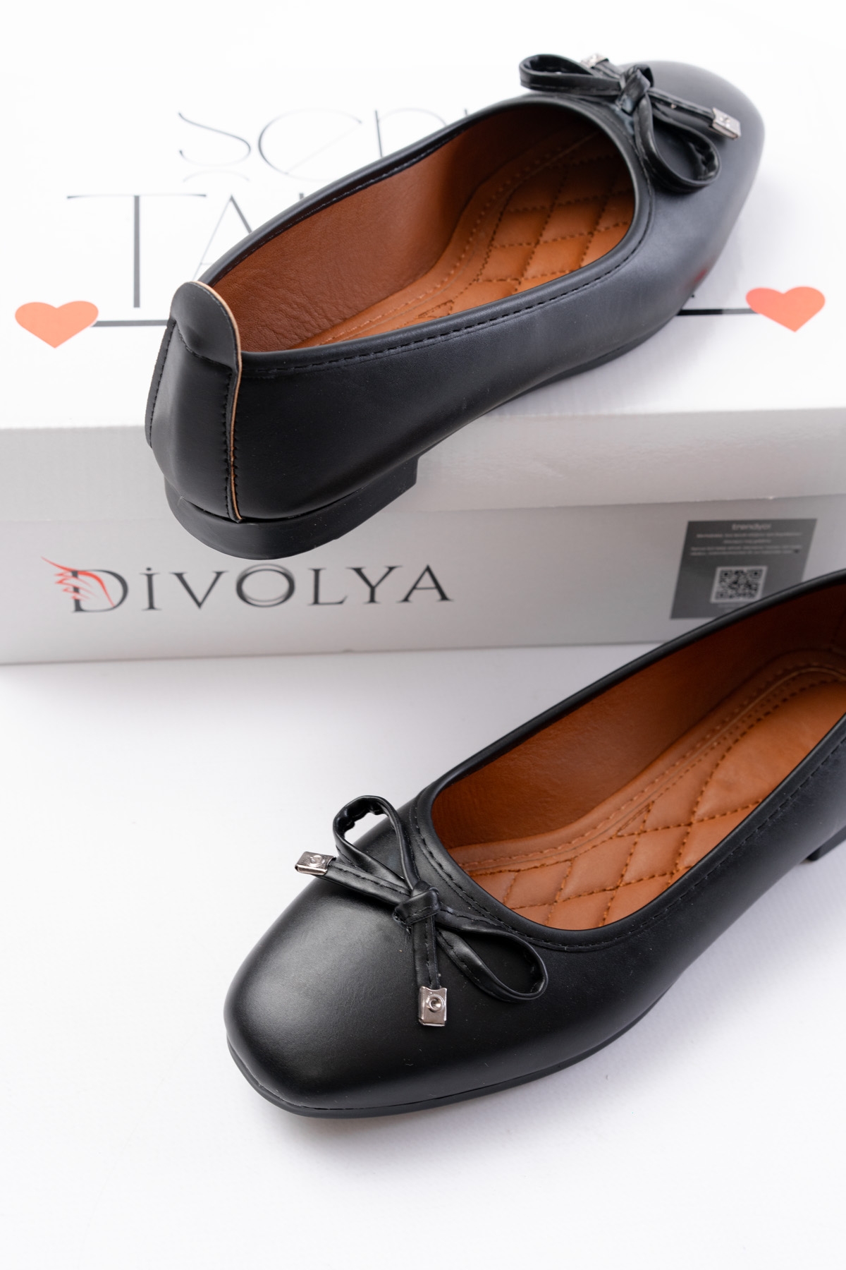 Potin Siyah Fiyonklu ( 2 cm) Oval Burunlu Günlük Kullanım Babet - Görsel 4