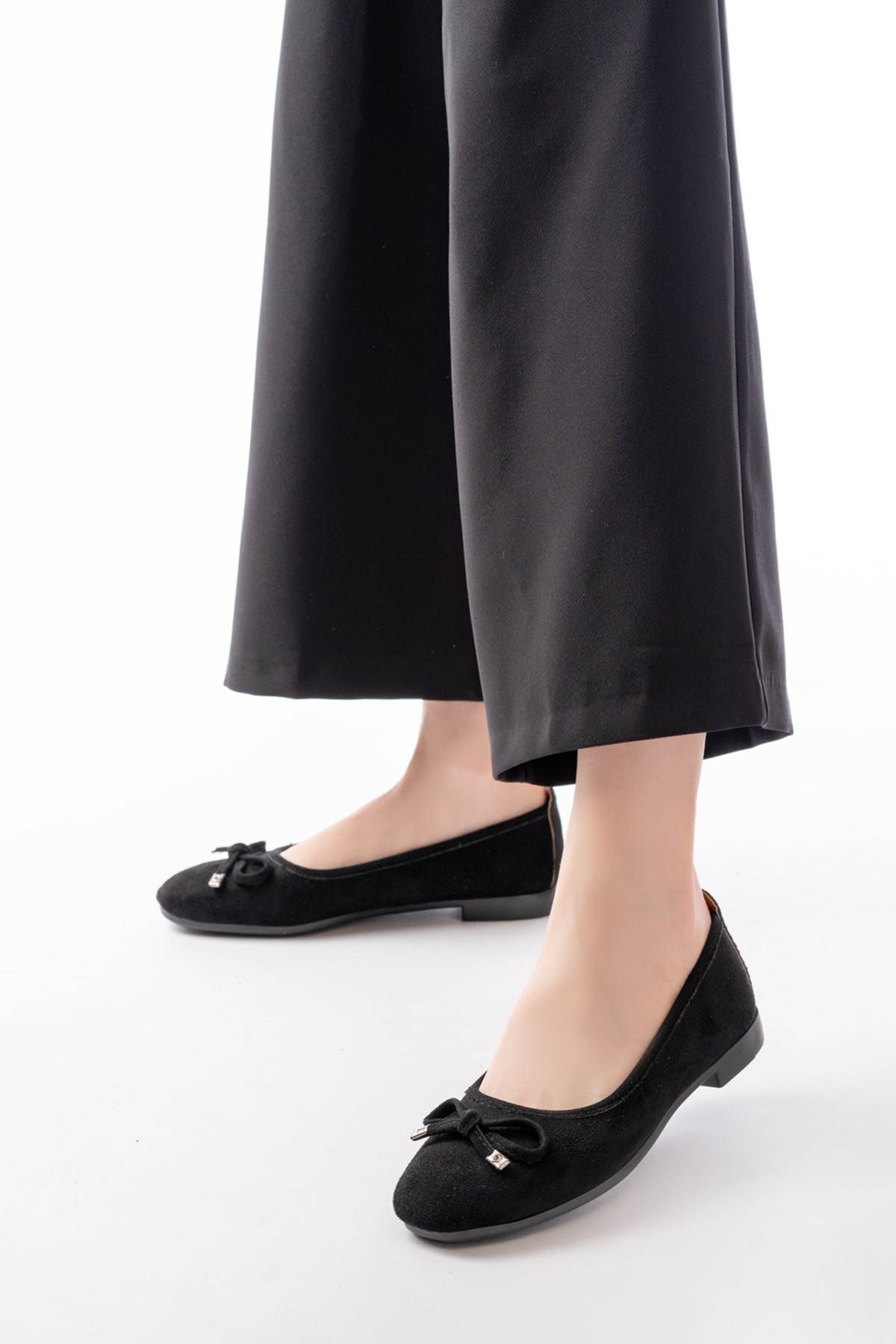 Potin Siyah Süet Fiyonklu ( 2 cm) Oval Burunlu Günlük Kullanım Babet - Görsel 5