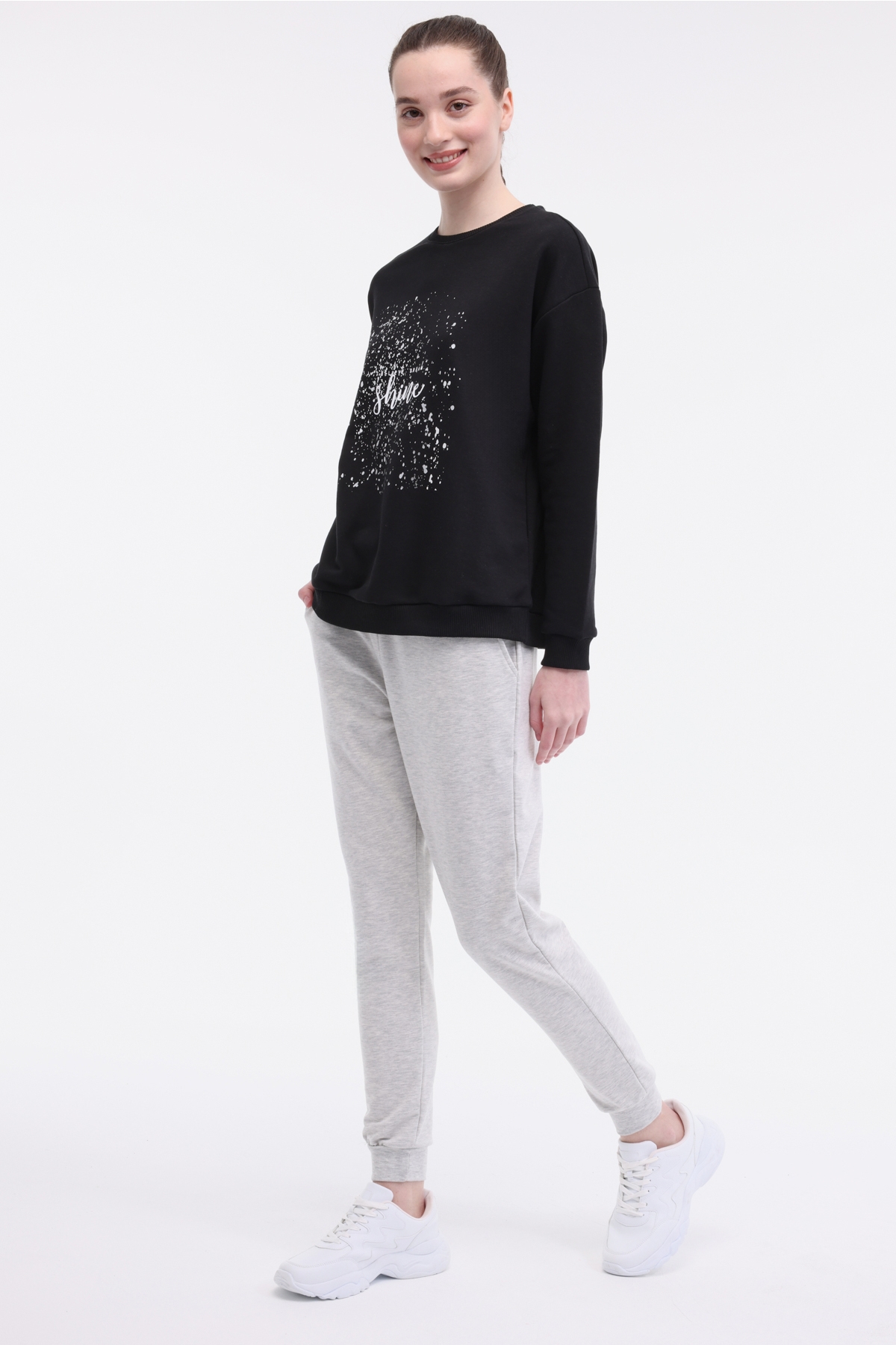 https://floimages.mncdn.com/media/catalog/product/25-05/05/101931668_m3.JPG