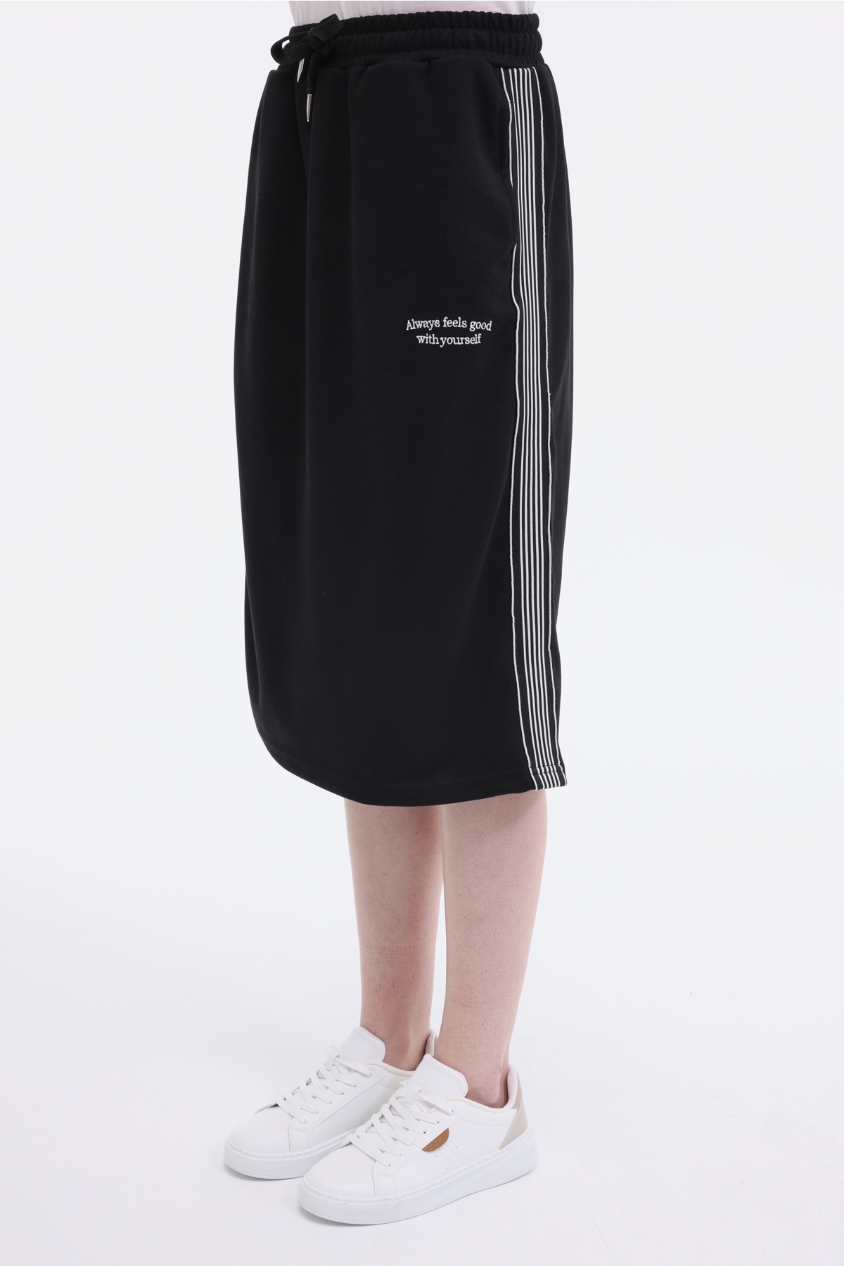 https://floimages.mncdn.com/media/catalog/product/25-05/05/102006533_m1.JPG